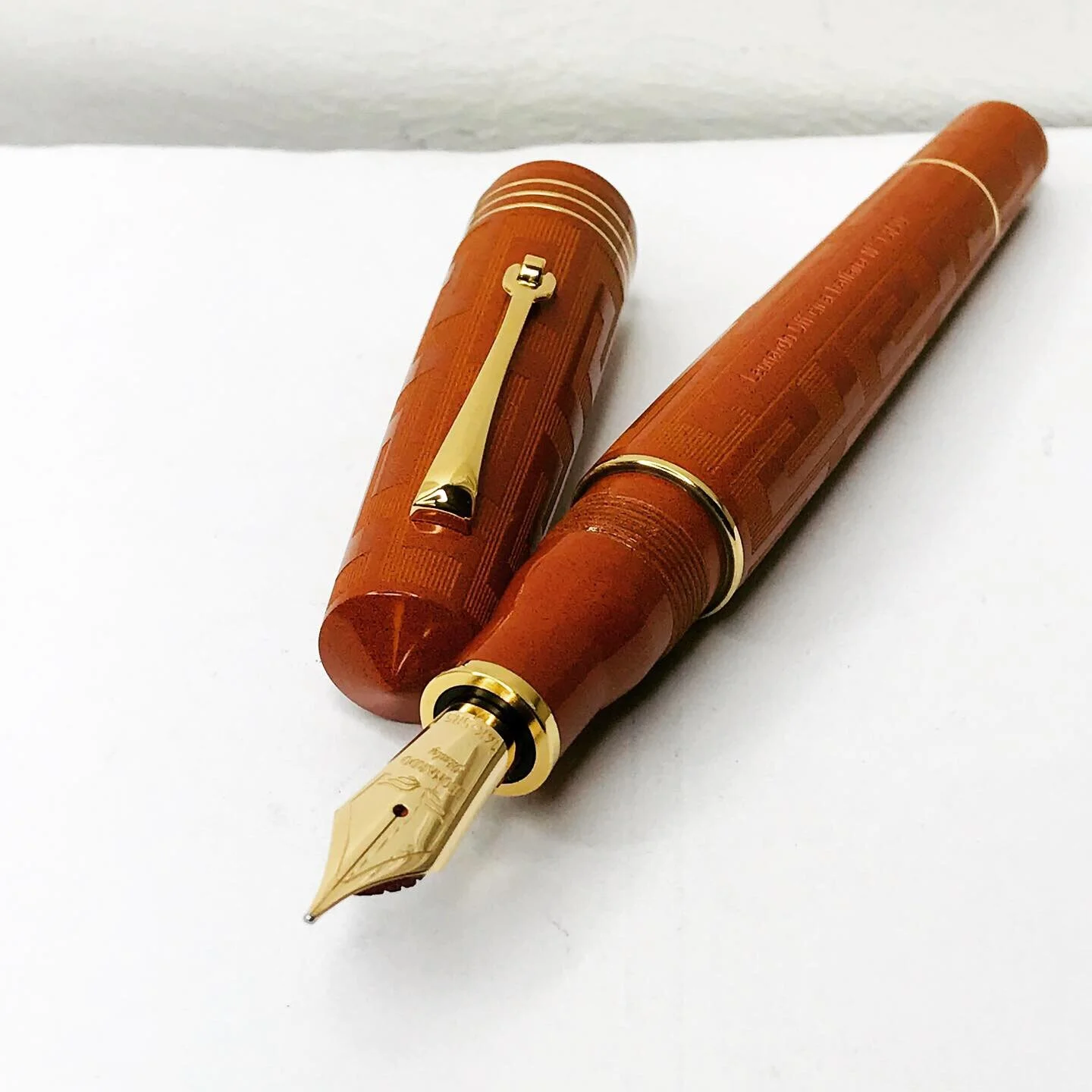 Leonardo Momento Zero Grande Art Deco Terracotta  Ebonite Fountain Pen Gold Trim 