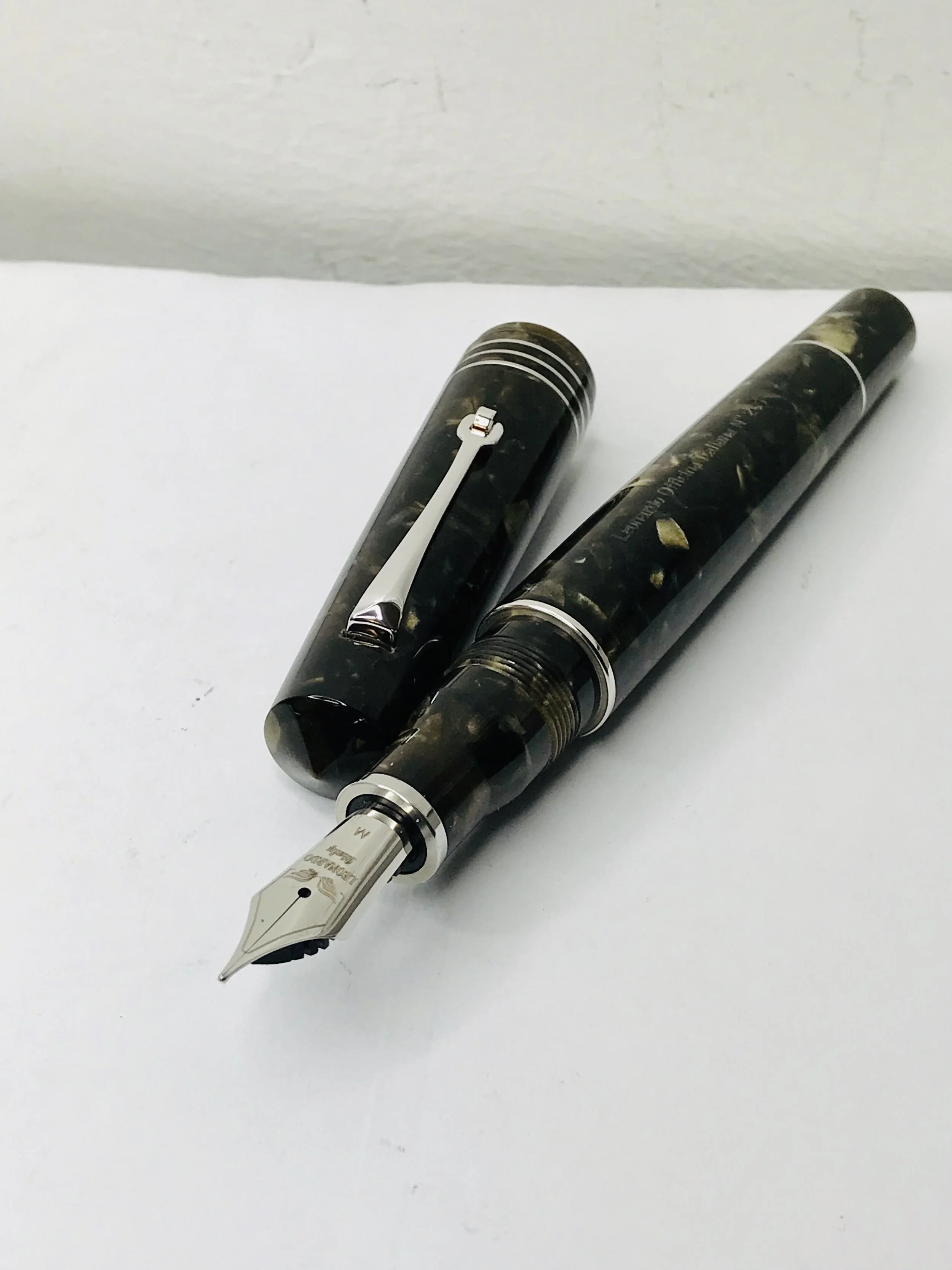 Leonardo Momento Zero Grande Coffe Fountain Pen (M)