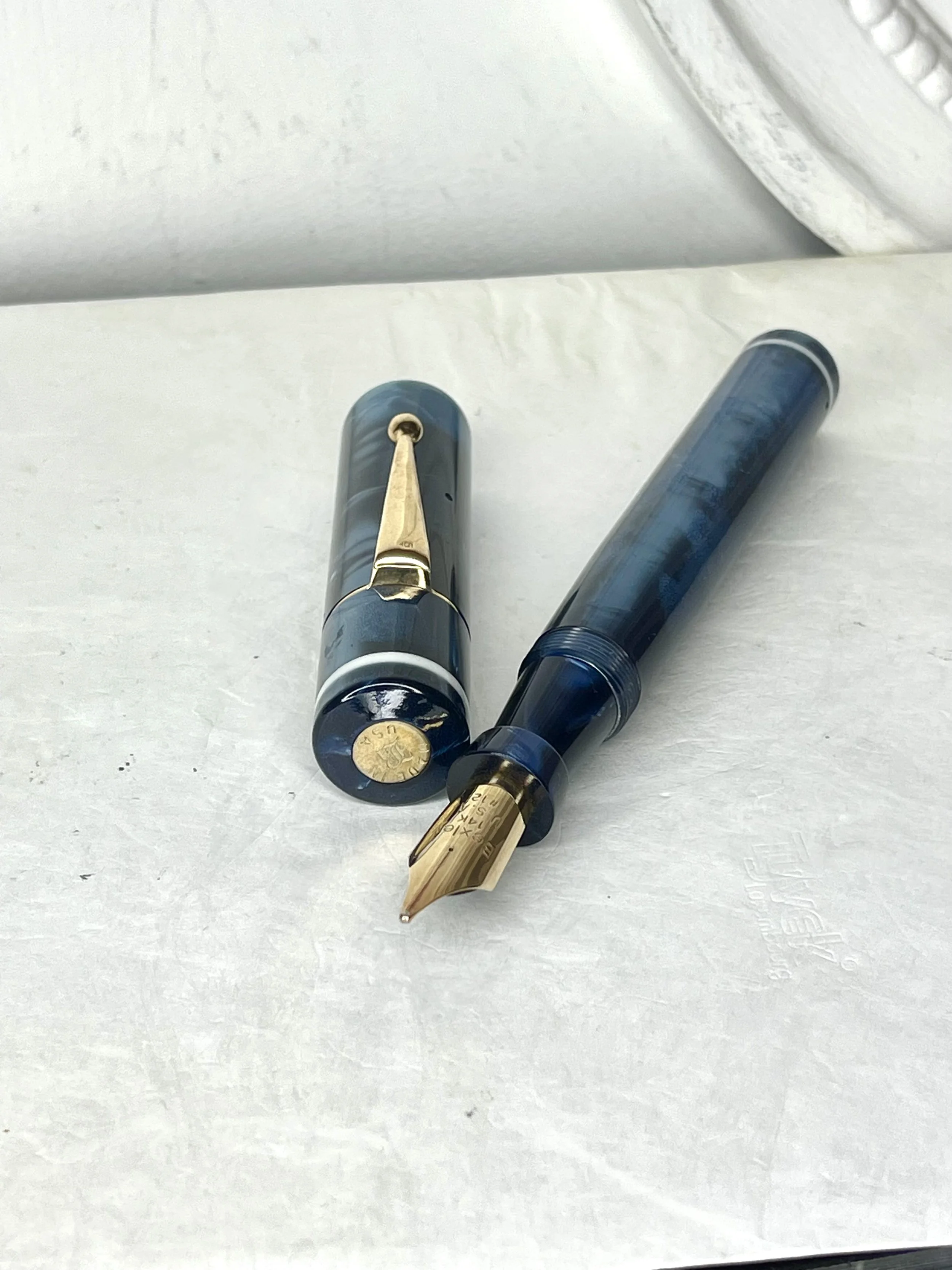 Bexley Giant Blue Limited Edition Fountain Pen (Size 12 Oversize Gold Nib)