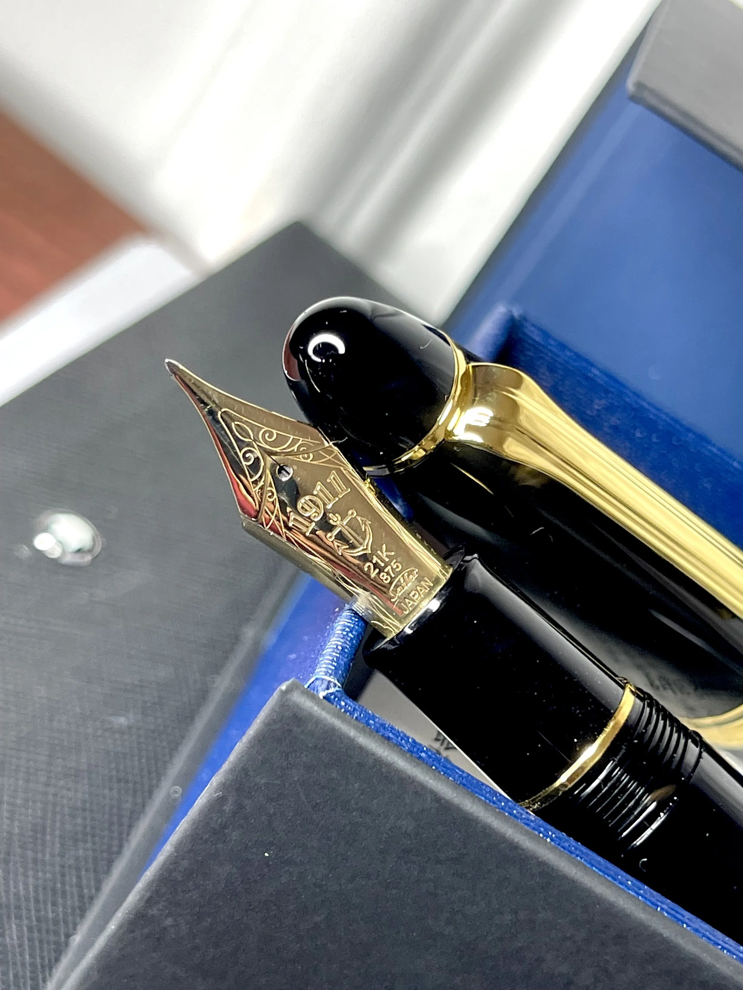 Rare Sailor Nagahara Crosspoint Nib on a KOP Black Resin Fountain Pen