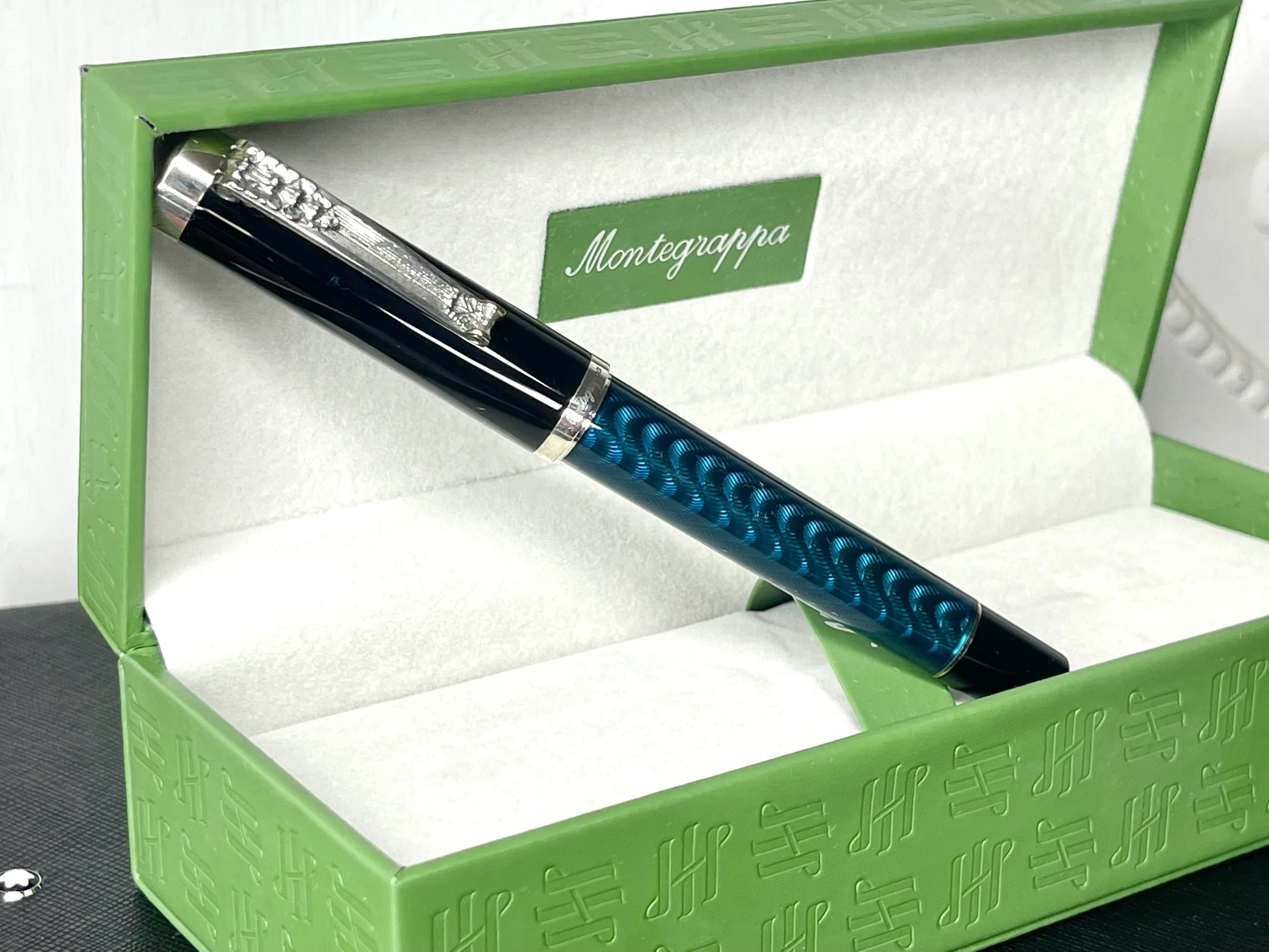 Montegrappa MG5 Blue Enamel Limited Edition Fountain Pen. Limited to 28 Worldwide