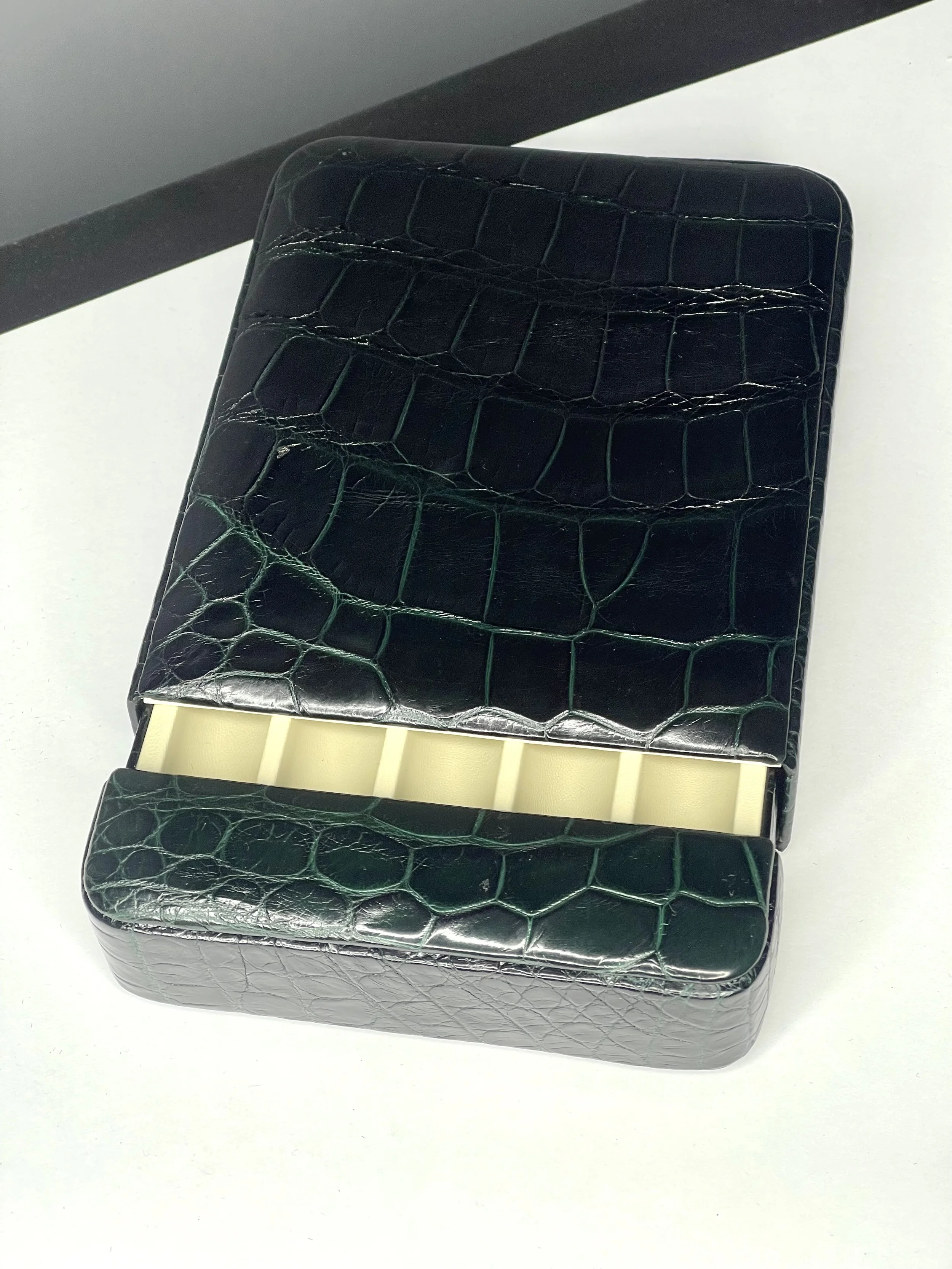 Breton Bespoke Real Crocodile Leather Case for 5 Fountain Pens