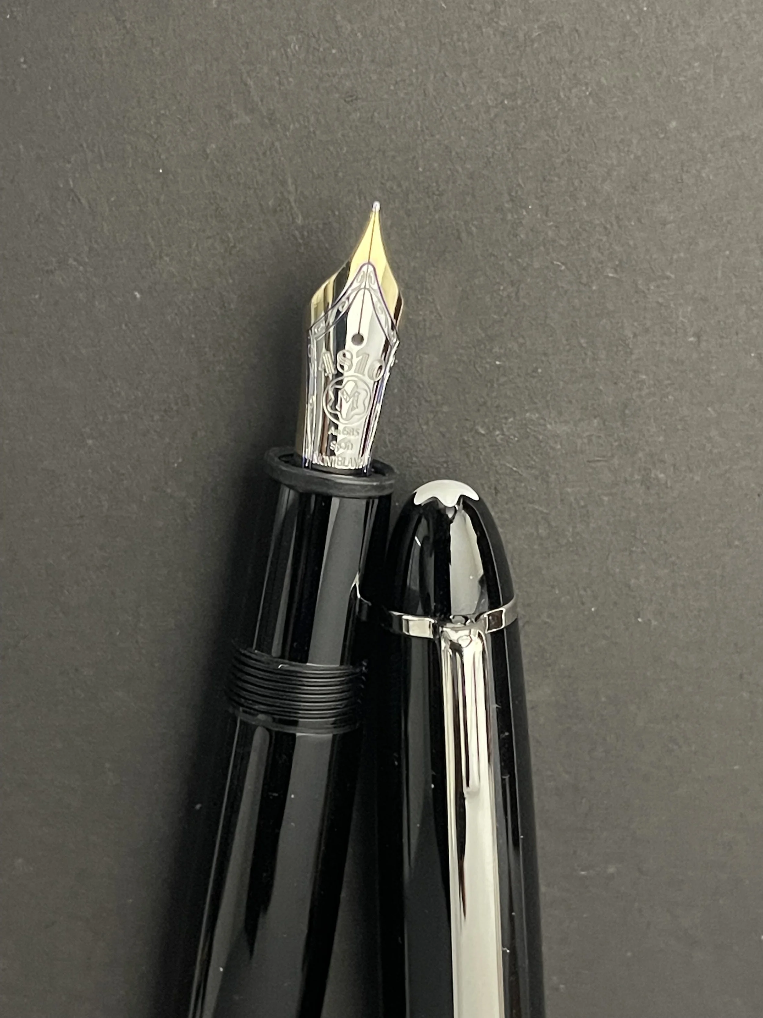 Montblanc Meisterstuck 146 LeGrand Platinum Trim Fountain Pen (F)