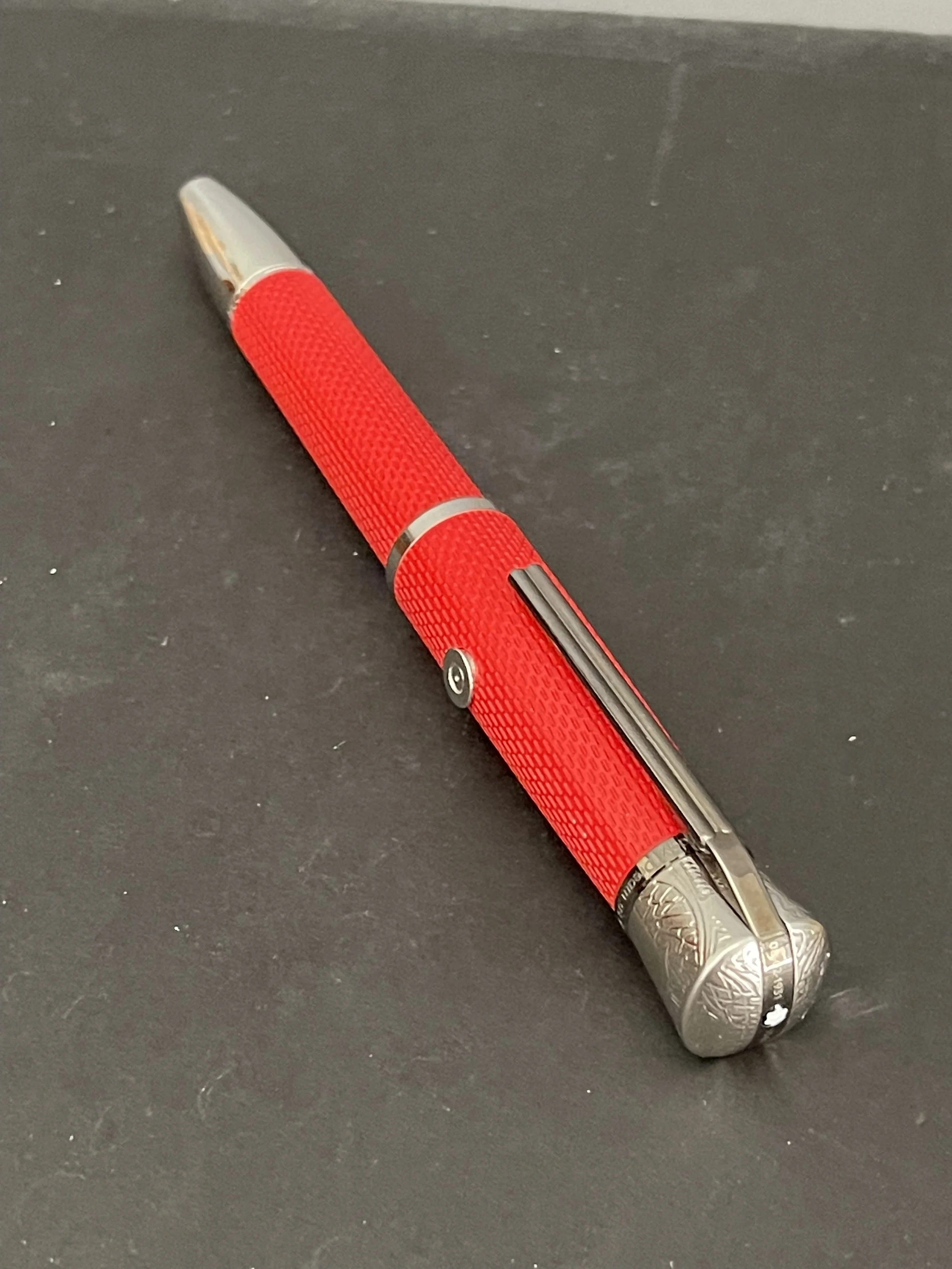 GREAT CHARACTERS JAMES DEAN FOUNTAIN PEN SPECIAL EDITION MONTBLANC 