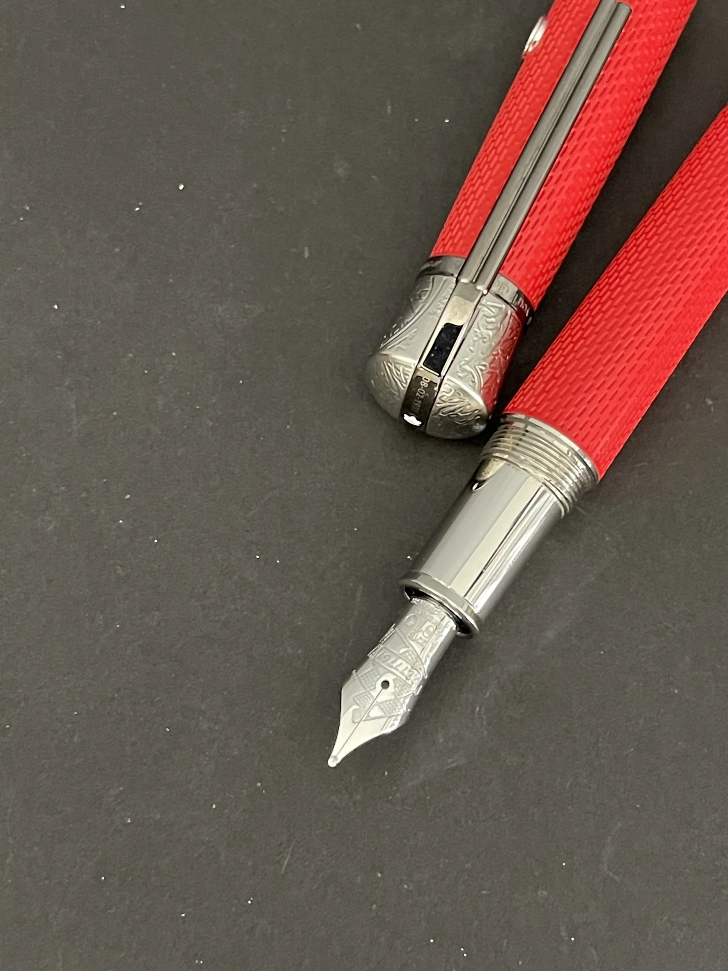 GREAT CHARACTERS JAMES DEAN FOUNTAIN PEN SPECIAL EDITION MONTBLANC 