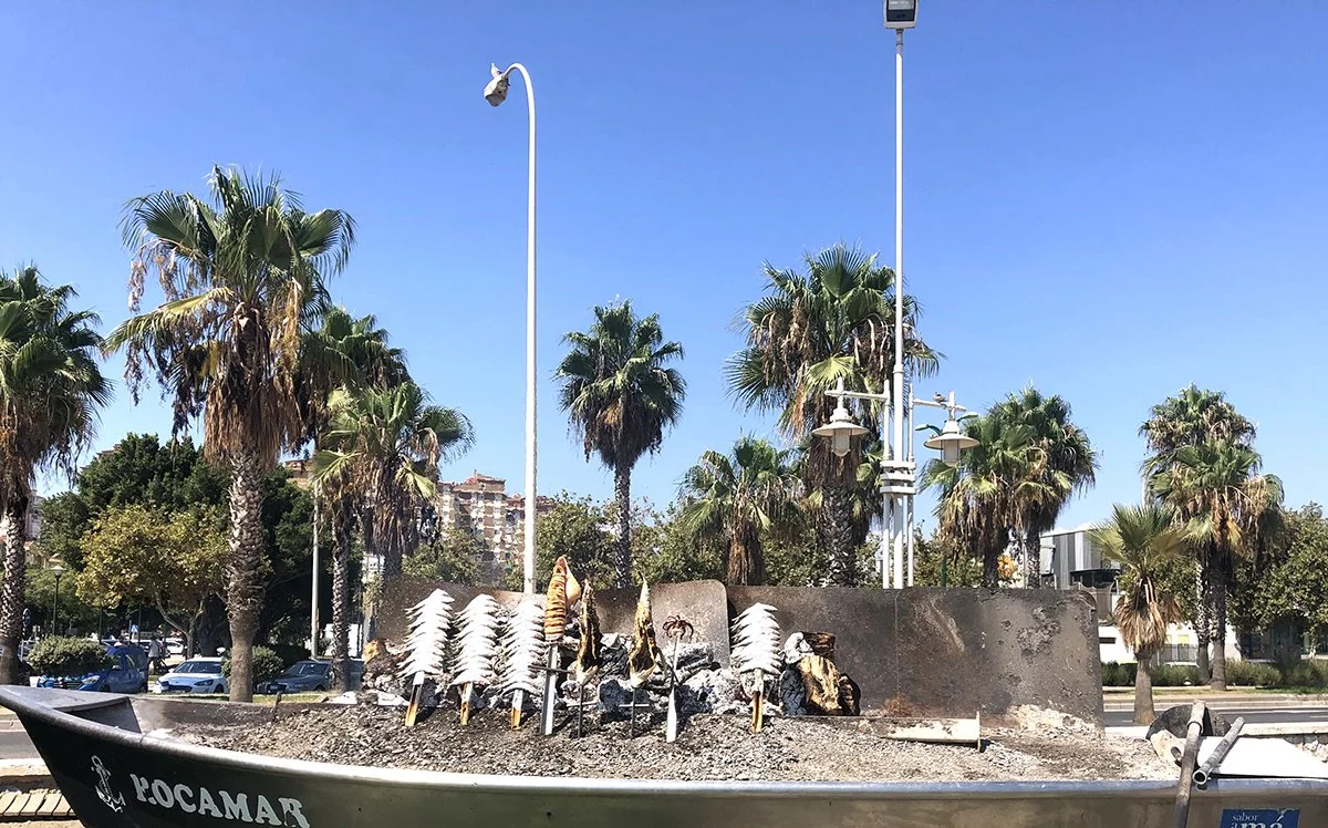 BARBEQUE BOAT_MALAGA_LR.jpg
