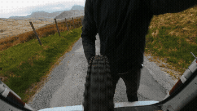 03_CONTINENTAL_DURABILITY_TRAIL_15sec_16x9.gif