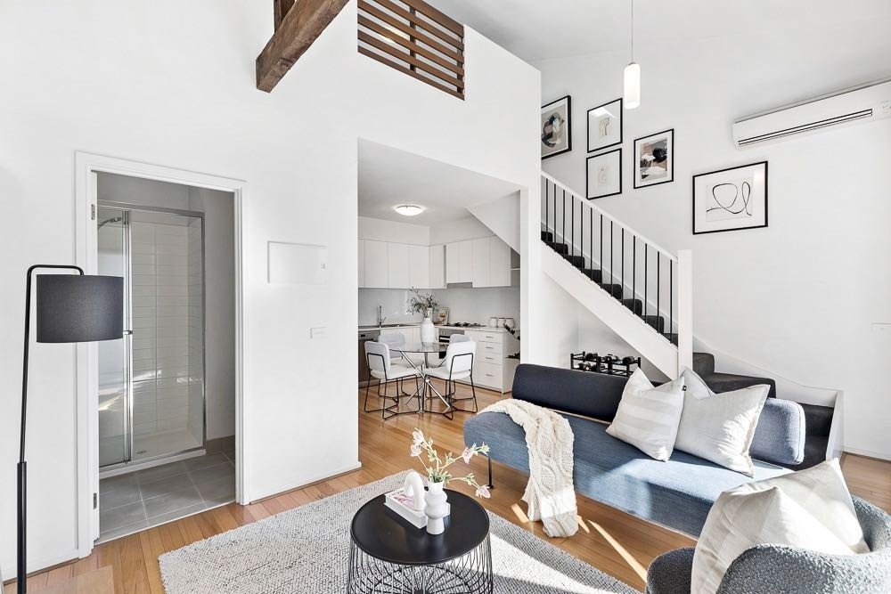 Loved styling this loft style Brunswick apartment. Light bright and fresh! 

#kepropertystylingmelbourne #propertystylingmelbourne #realestate #housestyling #bestpropertystylistsmelbourne #homestyling #homestaging #interiordesign #homeexperts #keprop