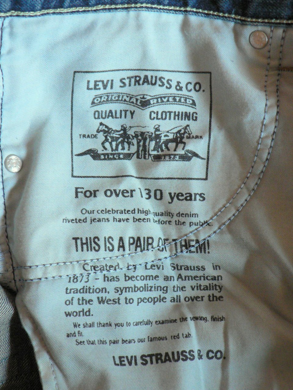 gunstig Auto medeklinker Horses as a Marketing Tool: The History of Levi Strauss Jeans — Horse &  Rider Living