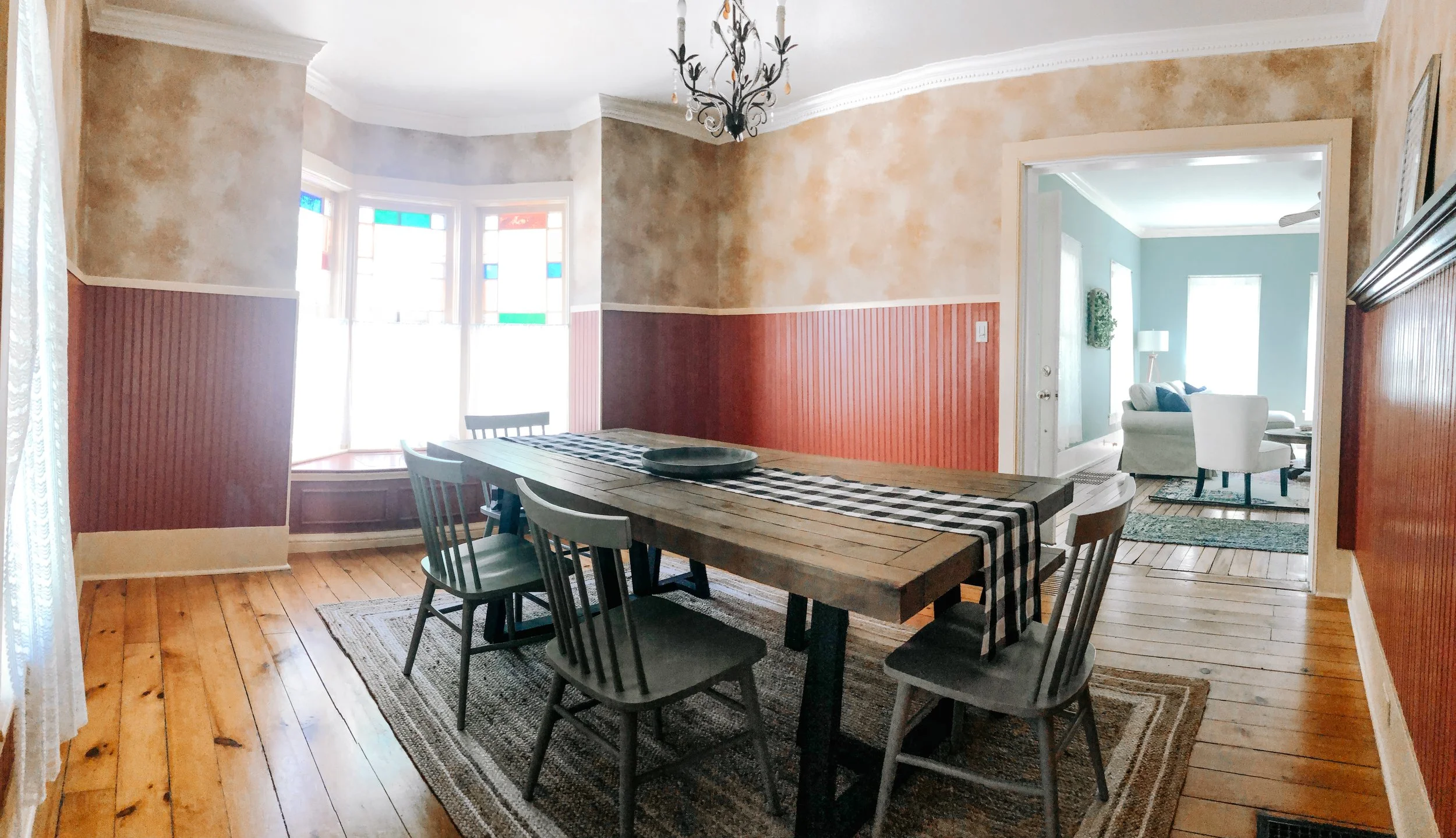 Dining Room.JPG