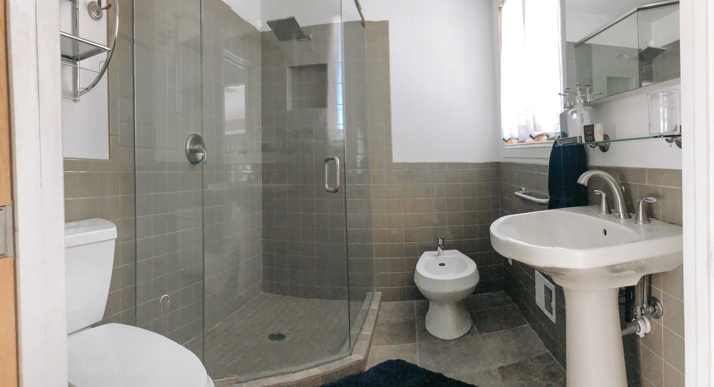 Main Floor Master on Suite Bathroom 2.JPG