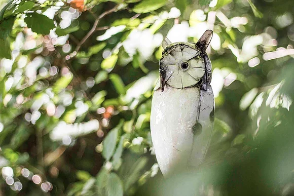 recycled_white_owl_garden_sculpture