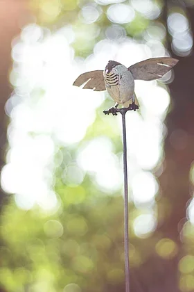 recycled_flying_sparrow_on_rod