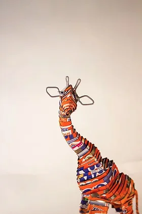 chi_africa_tin_giraffe