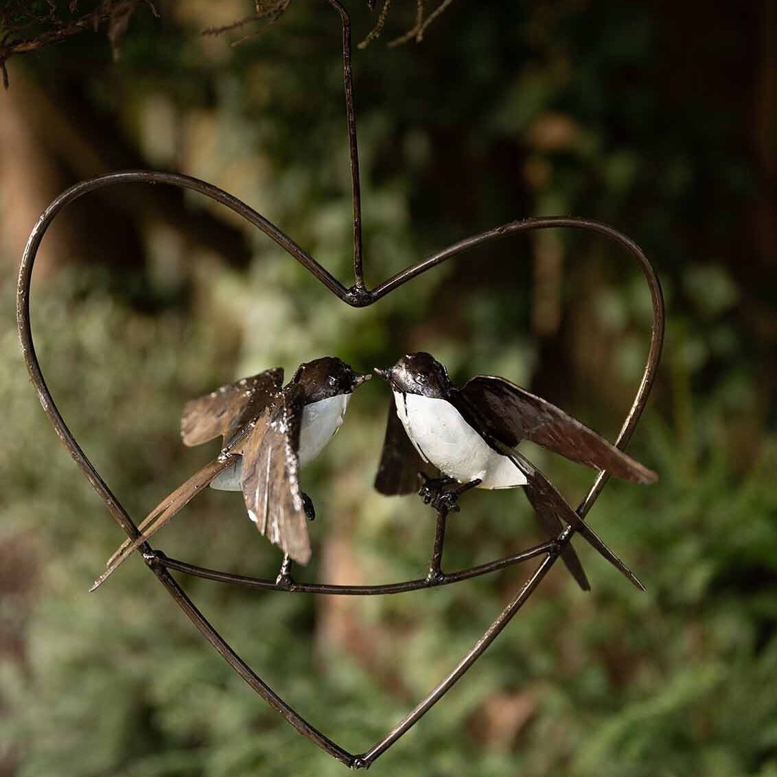 Handmade with love 💕 These recycled metal love heart swallow garden ornaments are the perfect gift for someone special this Valentine&rsquo;s Day. Unique, sustainable, and full of meaning. 🌿#HandmadeWithLove #RecycledArt #ValentinesDay #Sustainable