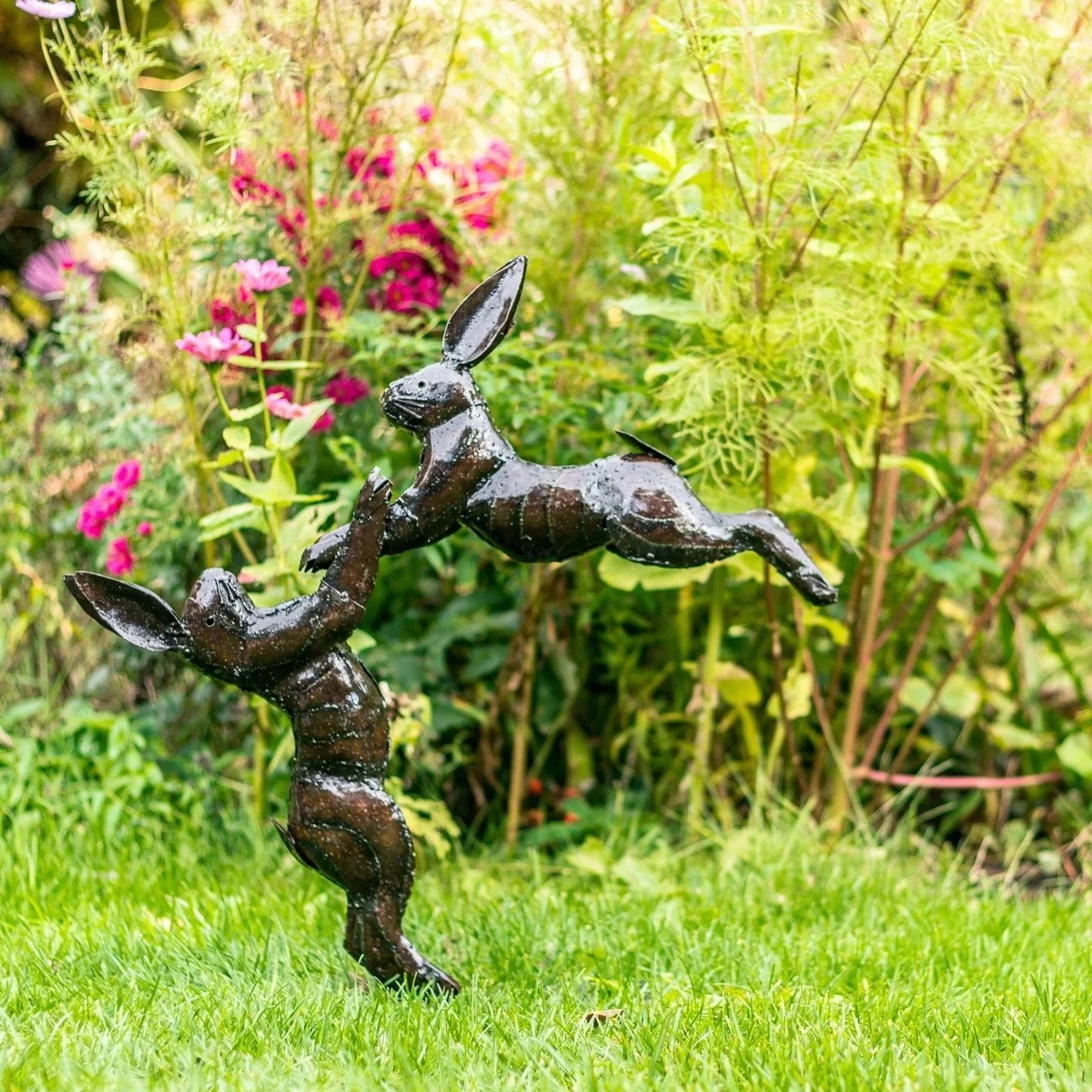 Back in Stock for Christmas!
Some of your Chi-Africa favourites have been restocked just in time for gifting season &mdash; including our best-selling Bluebells, the characterful Puffin, ever-popular Small Boxing Hares, and the sweet Robin on Rod.
Ea