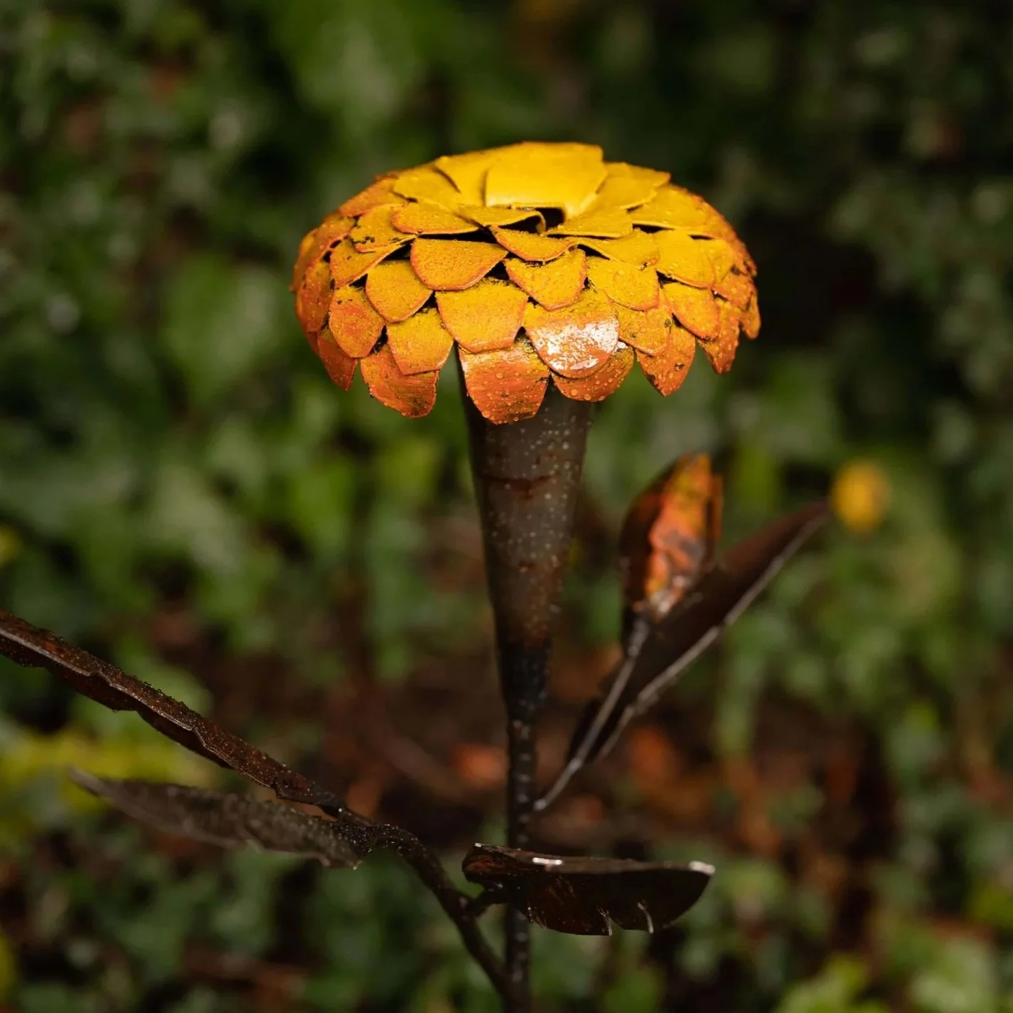 October birthdays deserve extra special gifts! Celebrate with a Marigold Garden Ornament. A unique, handcrafted, eco-friendly way to mark the month. Shop now on our website.

#OctoberBirthFlower #Marigold #BirthFlowerGifts #ForeverFlowers #FlowerScul