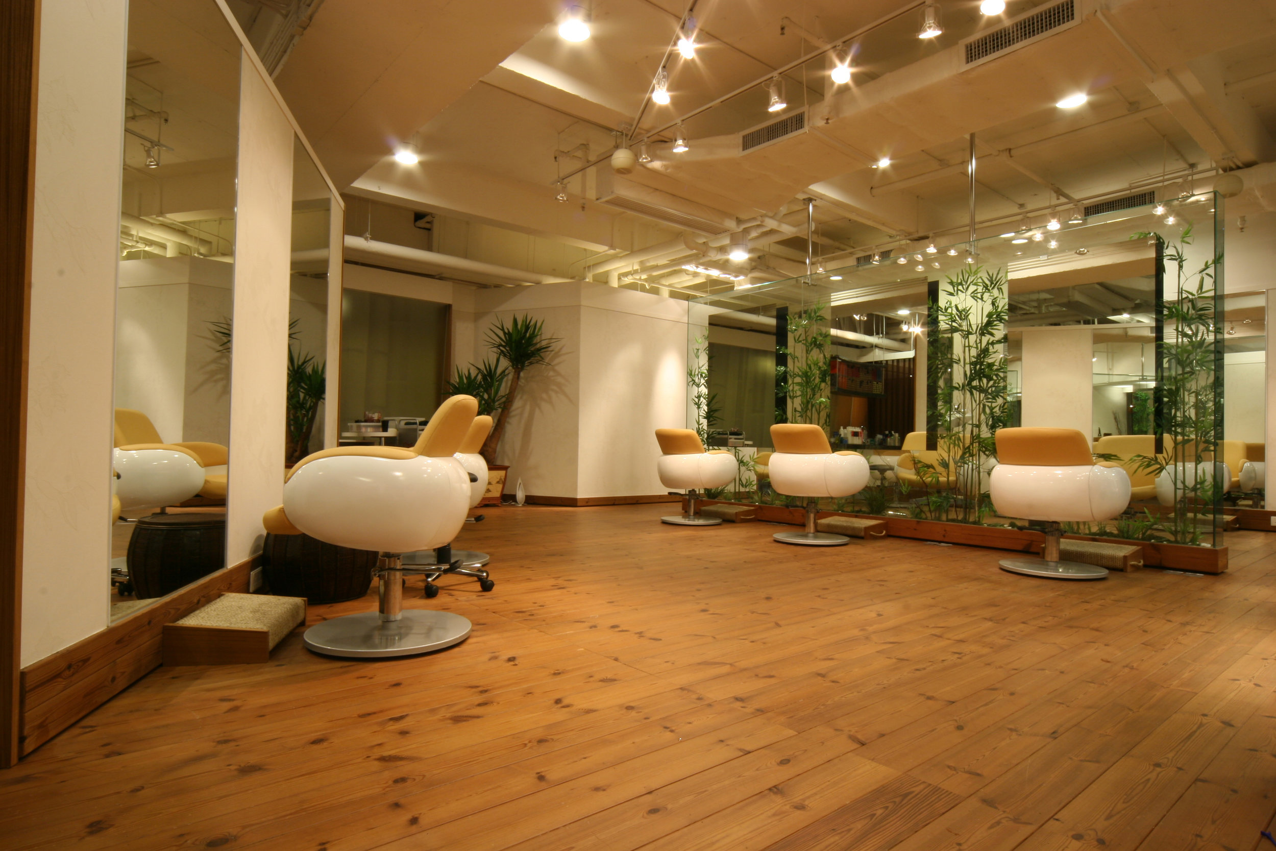 Main hall_01.jpg