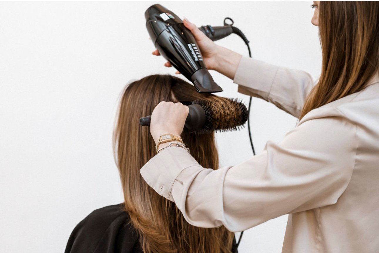 Anti-Gravity Salon
