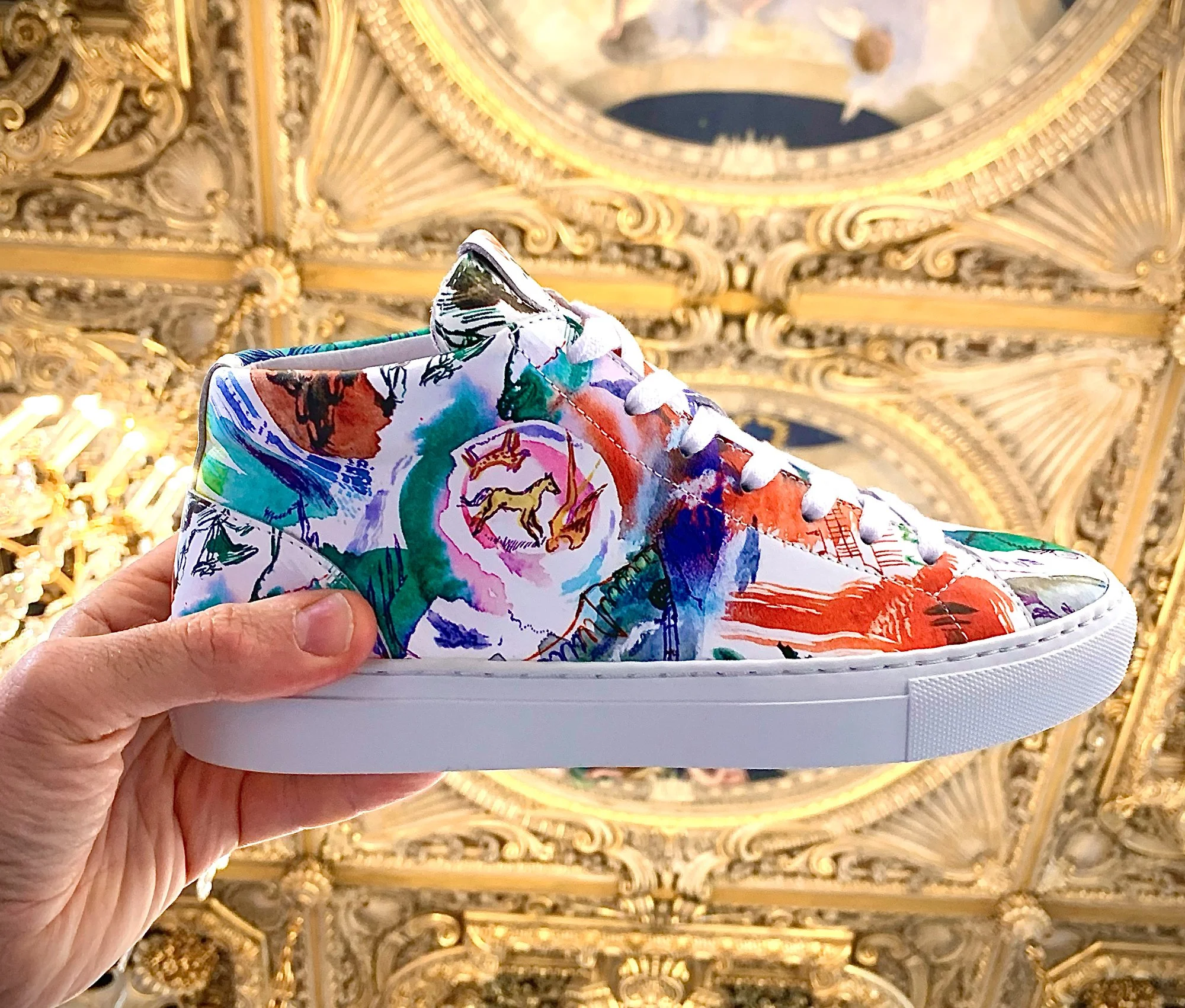 "ÉLYSÉES" sneakers limited edition with UNIQUA
