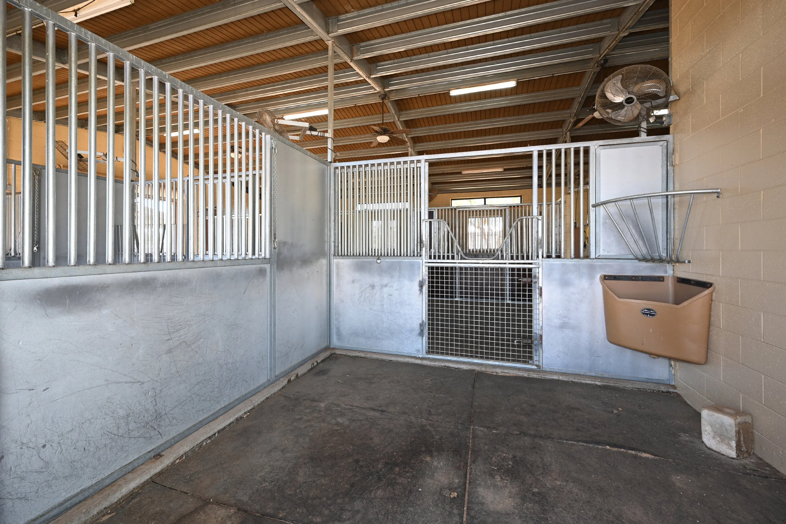 Stalls A2.JPG