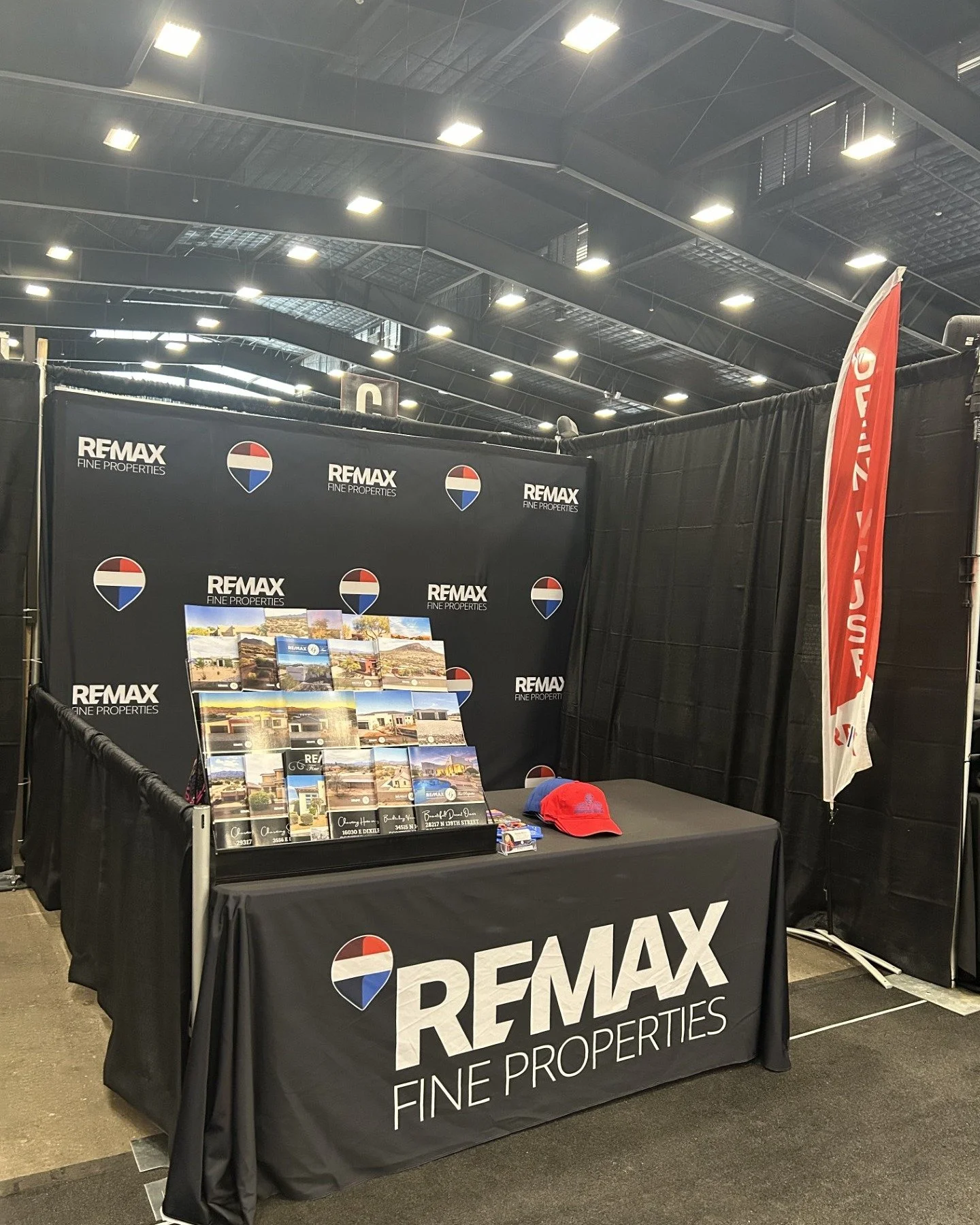 Arabian Horse Show time! 🐎✨ We spent our morning getting set up and we&rsquo;re so excited to see you out here!

📍 WestWorld Scottsdale | Feb 12&ndash;Feb 22
Enjoy incredible competitions, beautiful horses, family-friendly events, global eats, and 