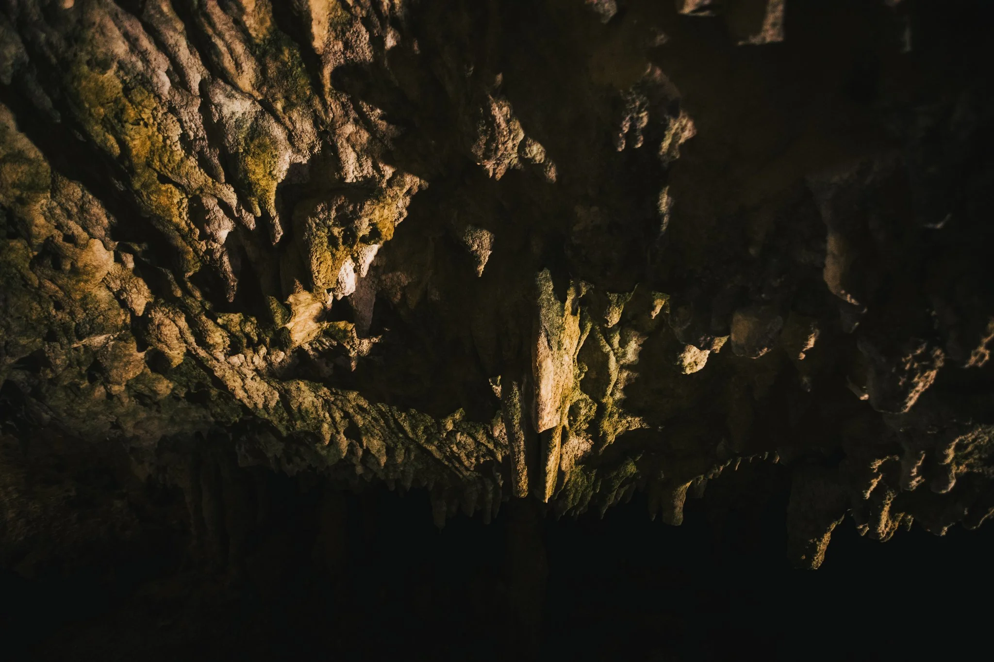 © Nick Boutsikos_Perama cave-09.jpg