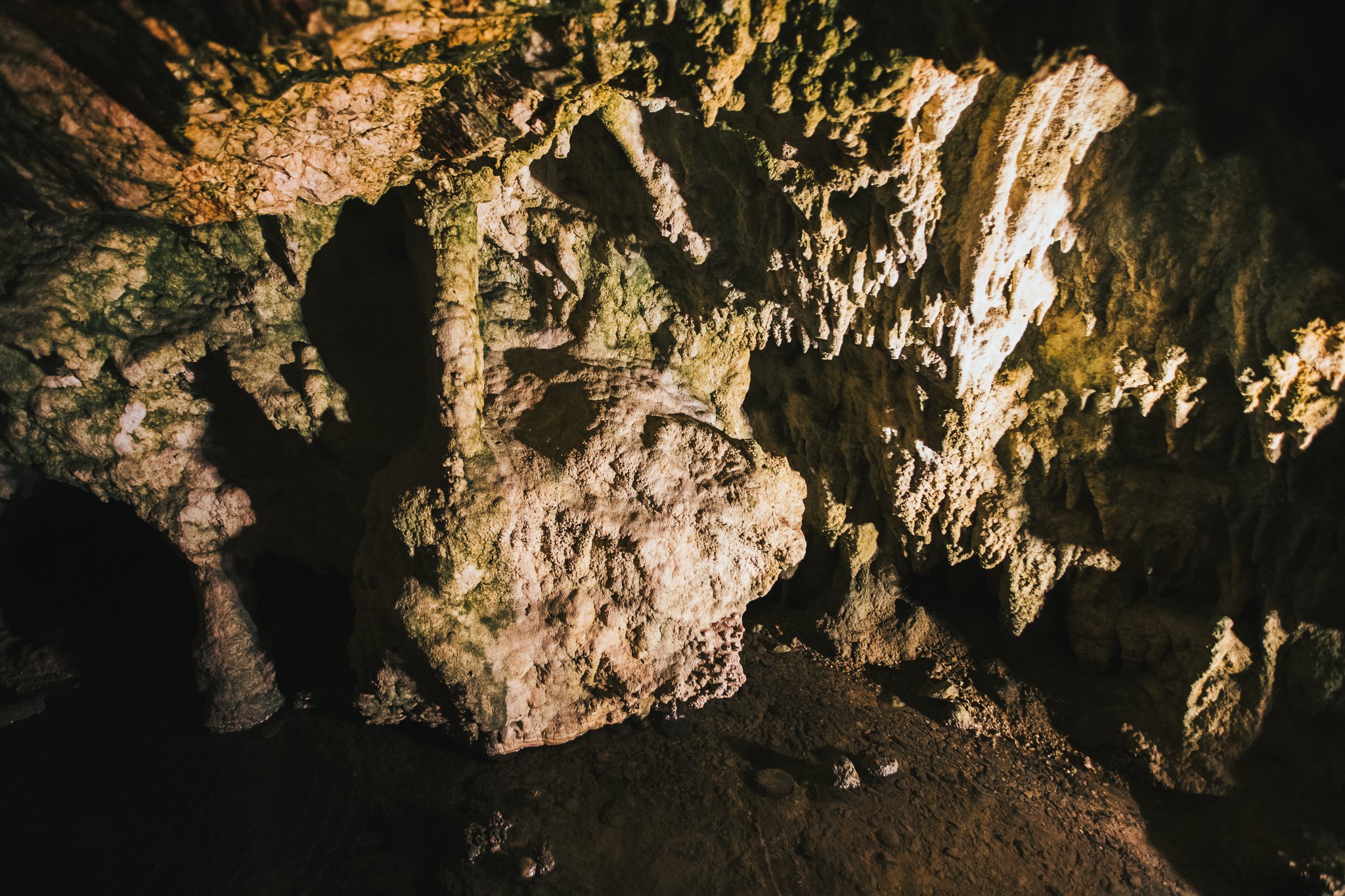 © Nick Boutsikos_Perama cave-08.jpg