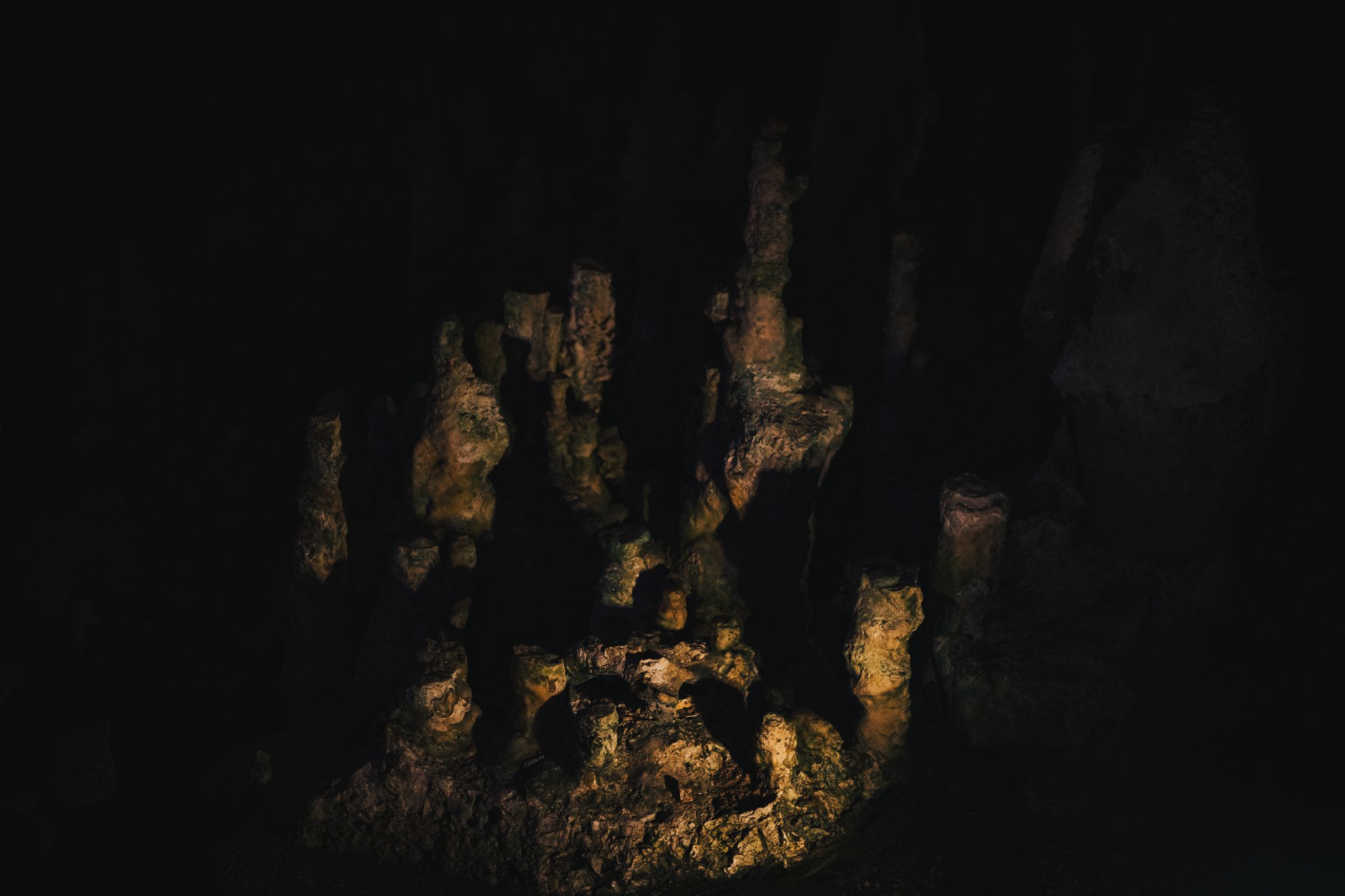 © Nick Boutsikos_Perama cave-29.jpg