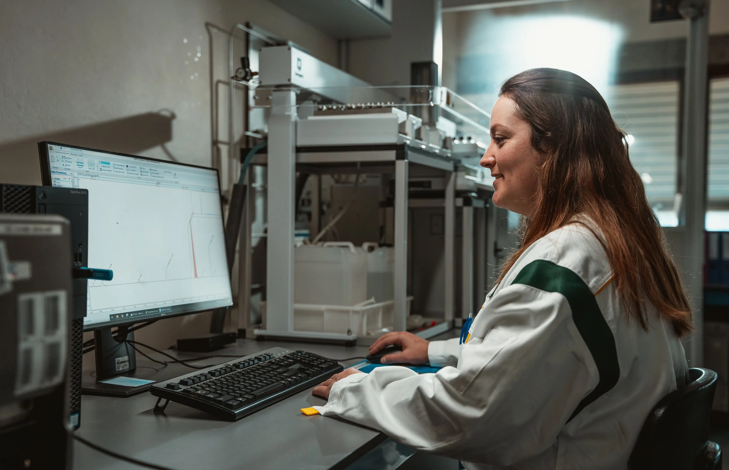 04-11-24_89XHeineken Photo-52.jpg