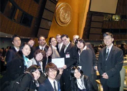 Model-UN1.jpg
