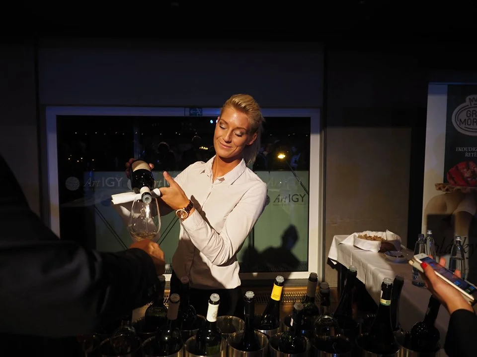pouring wine.jpg