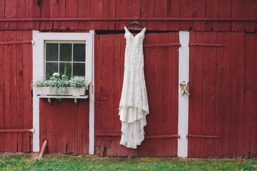 KaraGarrett_Wedding_LynnbrookeFarm_