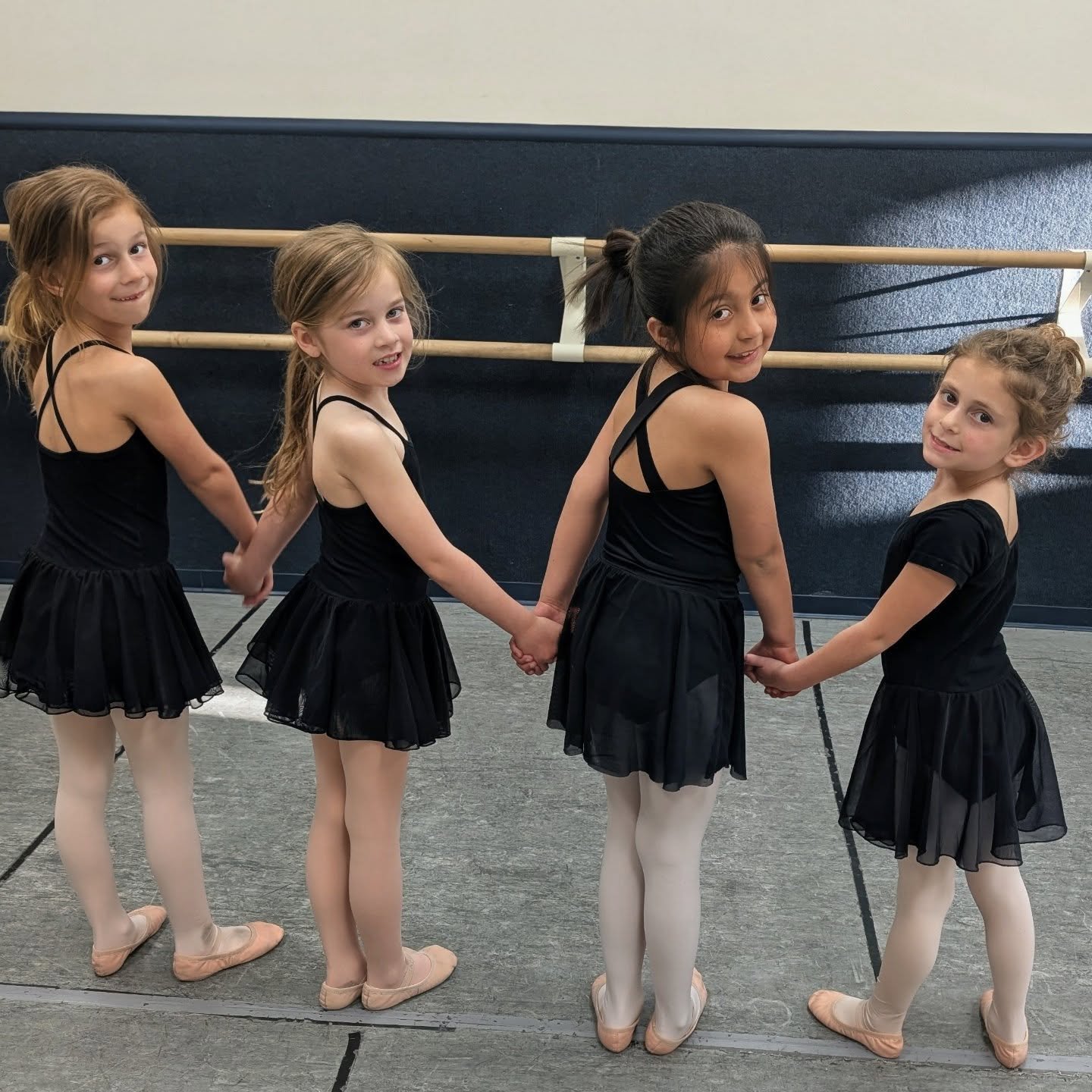 In the studio, you'll never walk 🌠 or dance 🌠 alone! #lpaalltheway