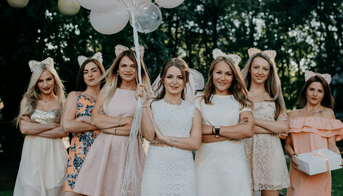 Bridal Shower vs Bachelorette Party: What’s the Difference?
