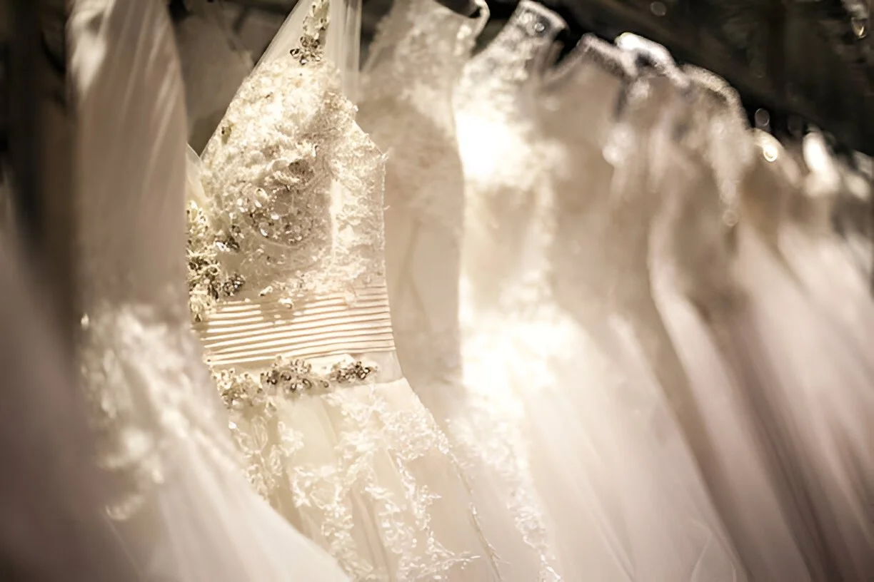 20 Petite Wedding Dresses That Prove Less is More