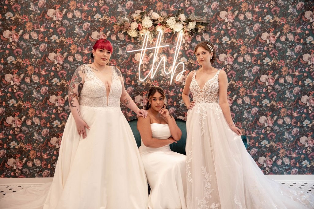 5 Essential Tips for Shopping Plus-Size Wedding Dresses