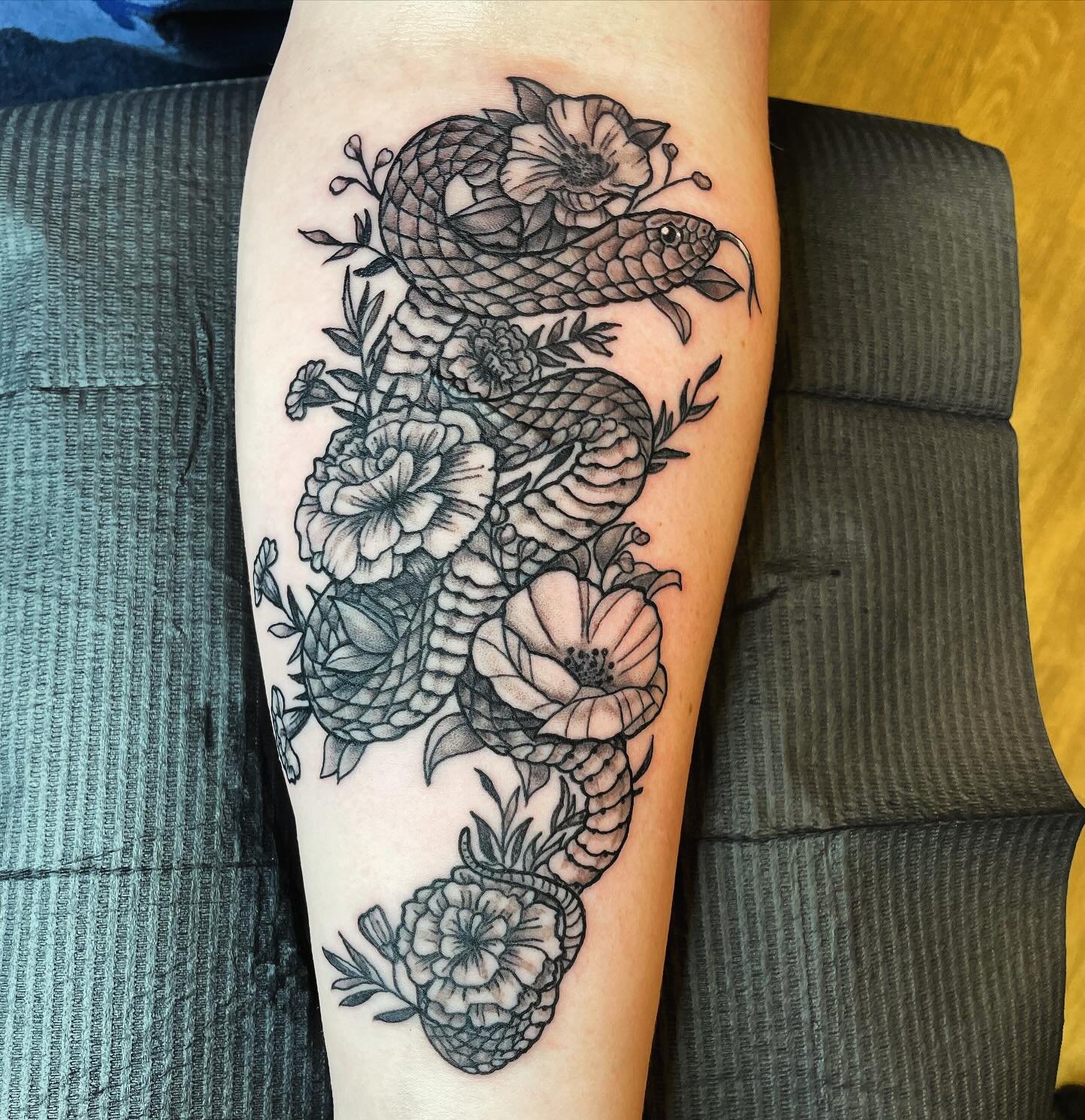 Sometimes just doing your job is the coolest thing you could be doing with your time. The best clients and the best work make all of the hustle worth it. Beautiful piece by @mortalcoiltattoo 🖤🐍🫶