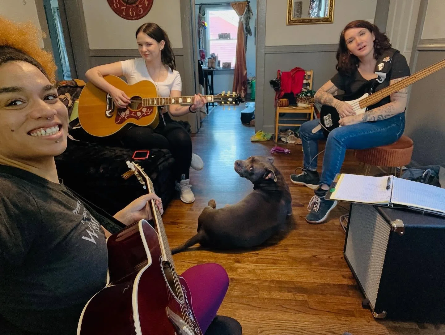 🌲✨Meeting up with my favorite ladies of @thewildwoodreverie for a weekend of music and meaning❤️

✨9/26 Happy Hour for Hope  @java_cabana_901 with the lovely @_strudeldoodle 🇵🇸

✨9/27 @blackamericanafest (tickets in bio!)🙏🏽

 Oh It&rsquo;s fun t