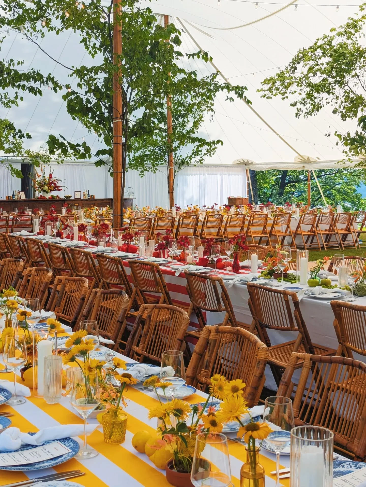 An aperol spritzy one for A&amp;S at @a_private_estate with @monicarelyeaevents 🍹 

@maincourse_catering 
@peakeventservices 
@hudsonhorns