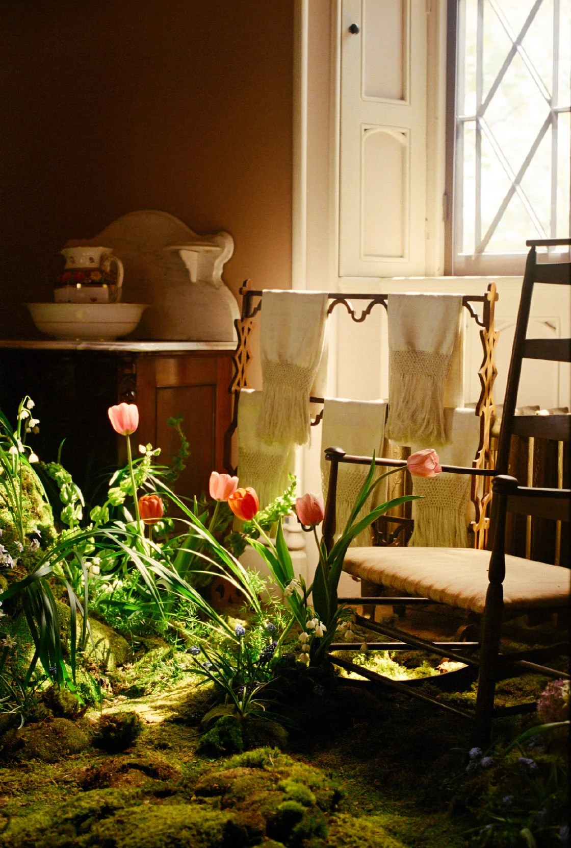 Cottage core florals inside of historic room of The Lyndhurst Mansion