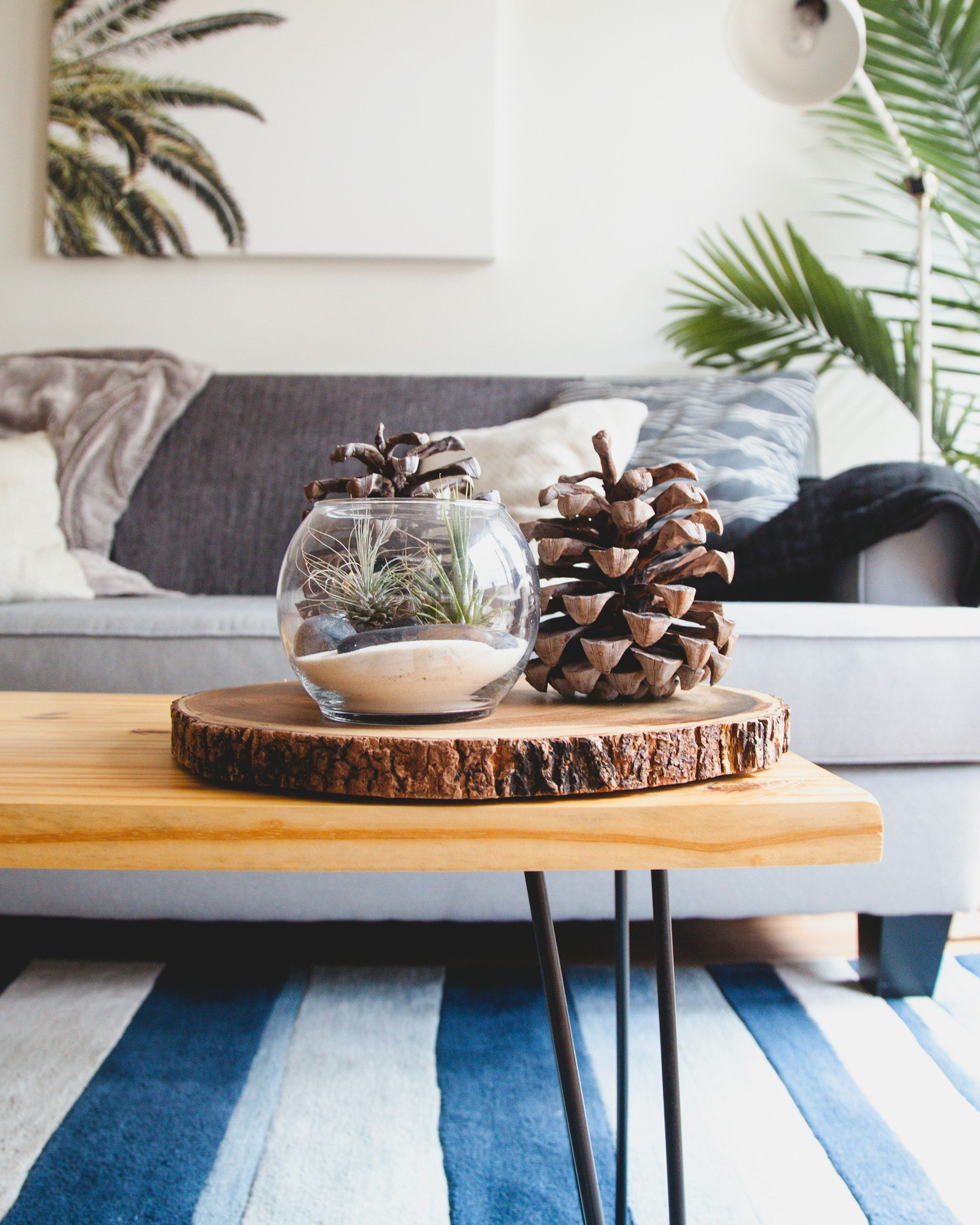 Pre-Holiday Purge: The 7 Things You Should Declutter Before December Hits