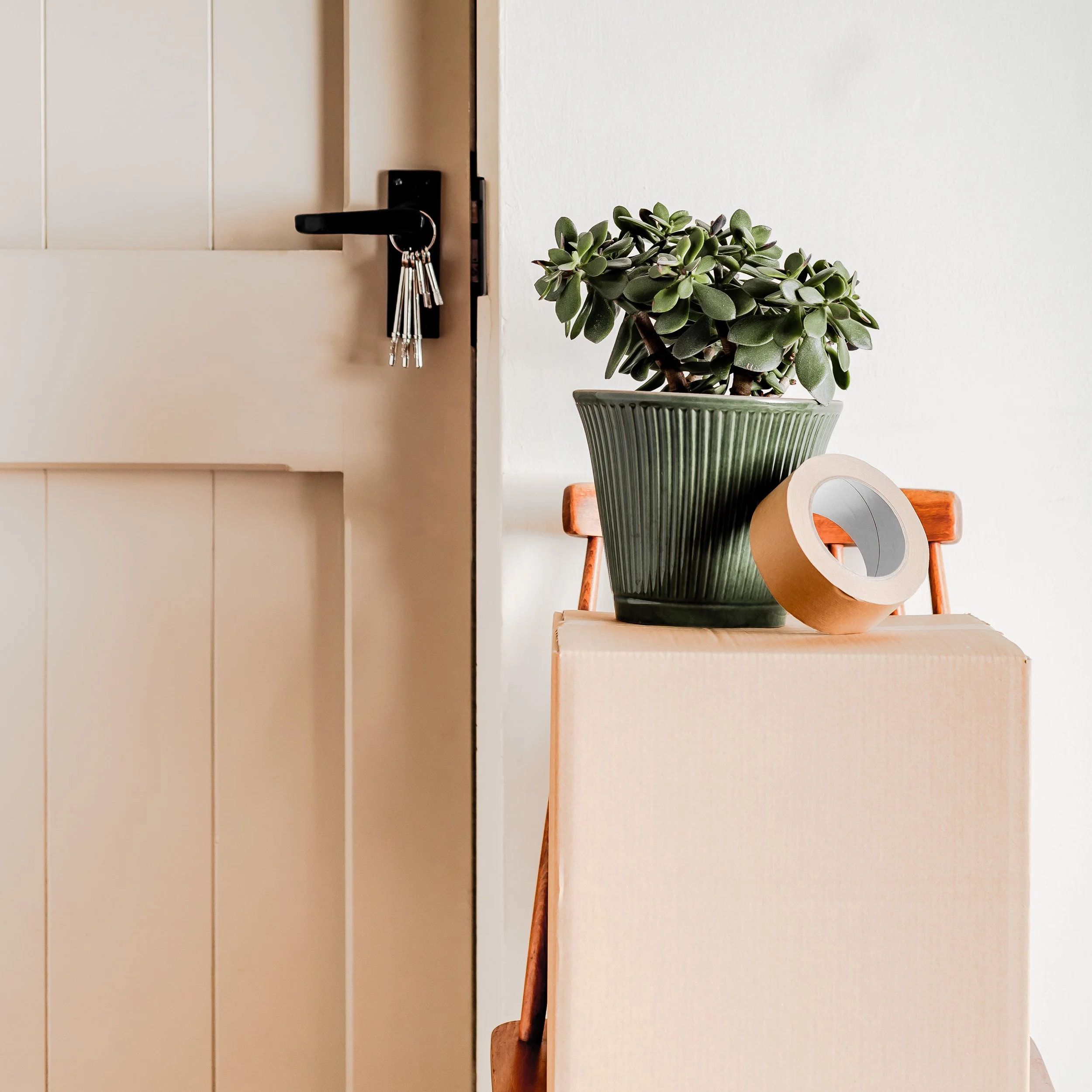 The First 48 Hours After Moving: How to Unpack and Organize Your Home Efficiently
