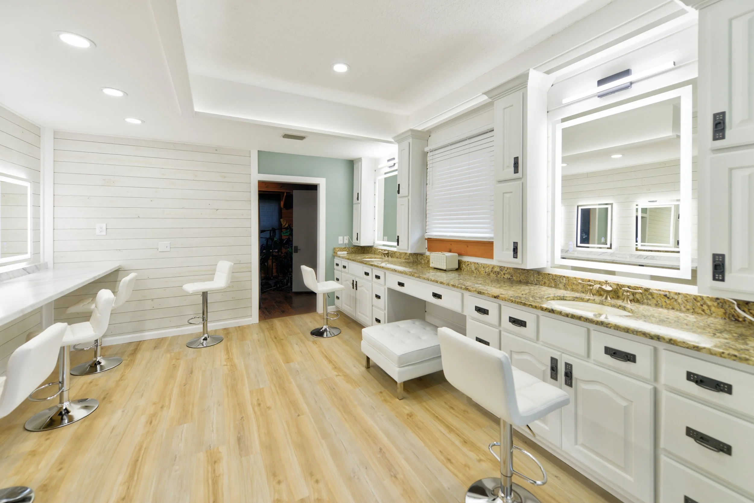 Bridal Suite 2.jpg