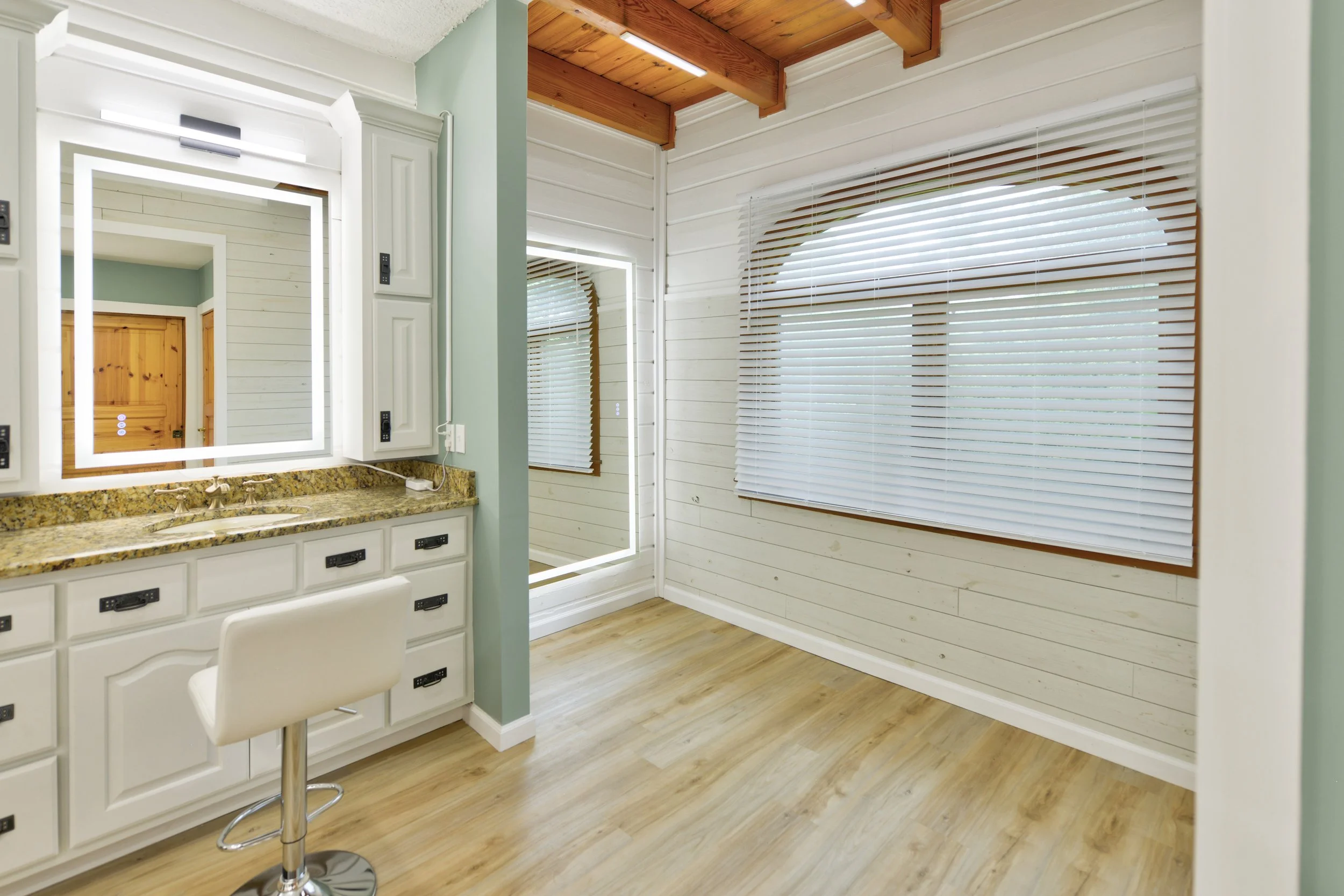 Bridal Suite 3.jpg
