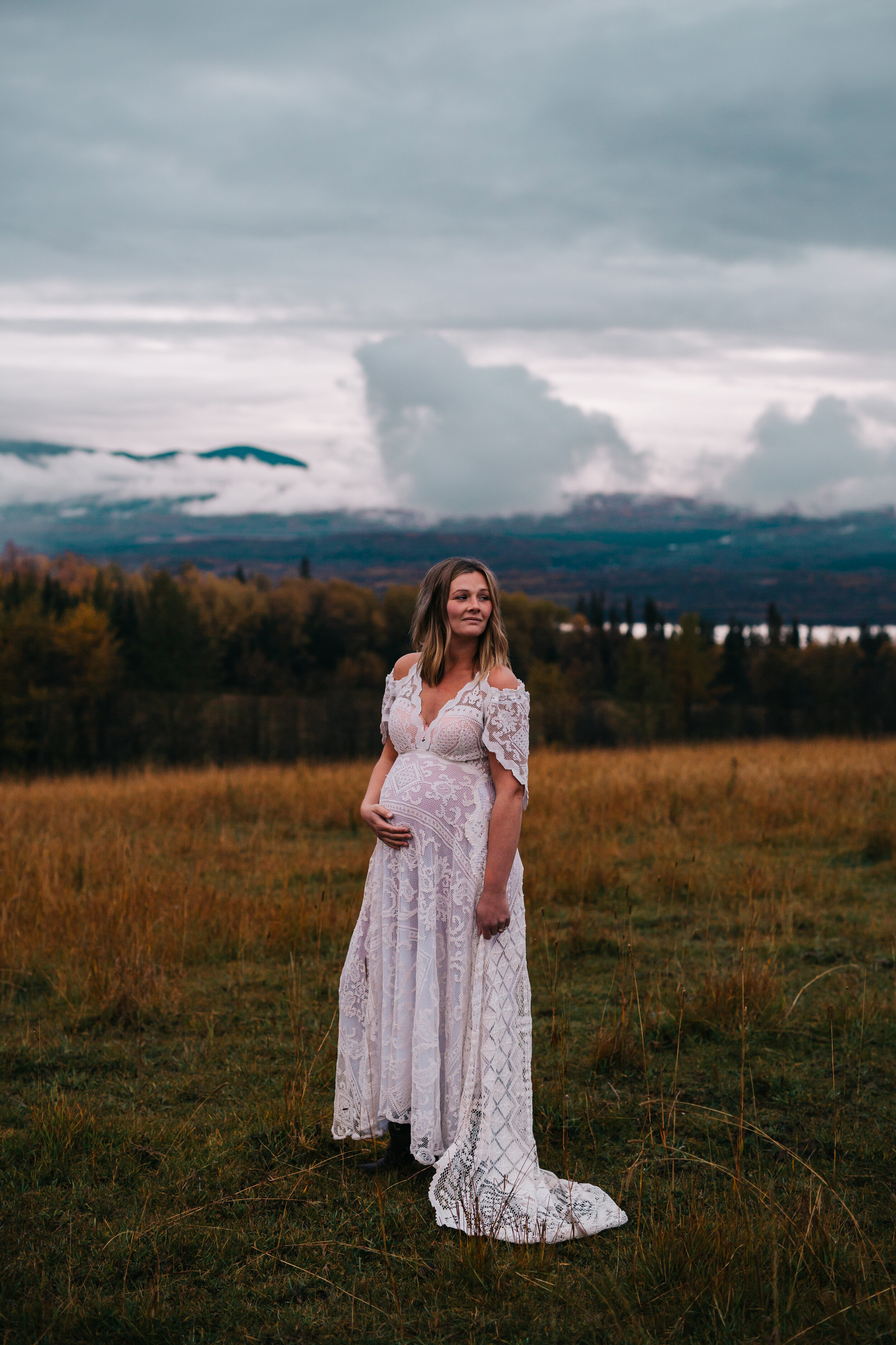 Farm Maternity Session in Smithers 