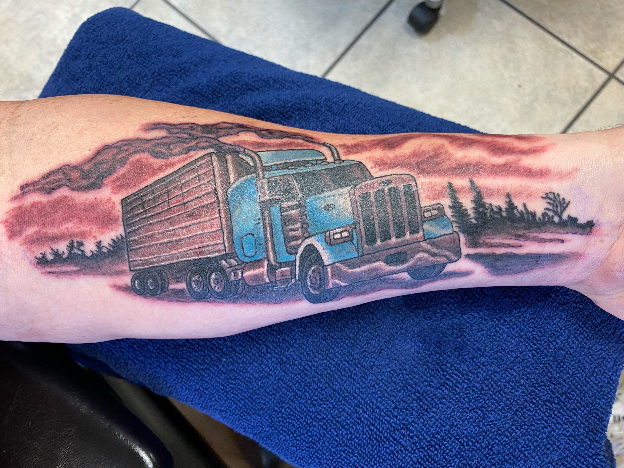 Discover more than 73 tattoos for truck drivers super hot - in.cdgdbentre