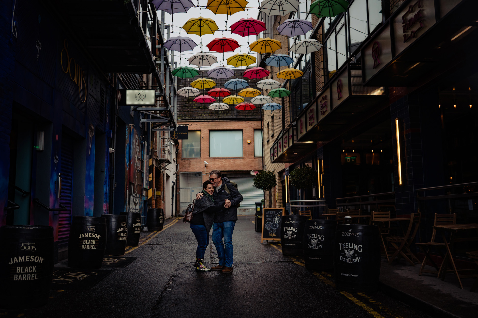 on-location-couple-vacation-photographer-dublin-howth-ireland-0010.jpg