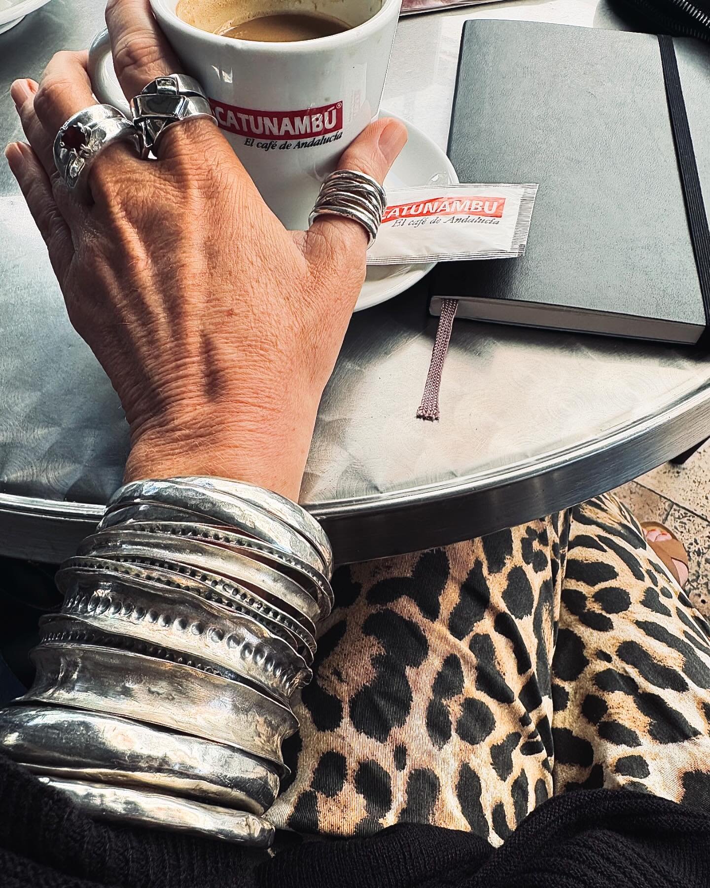 Hola Espana ~ It&rsquo;s soooo nice to be back!!! Bx 
:
:
#custommade #chunky #bracelets #handmade #triballuxe #raw #real #silver #jewelry #jewelrydesigner #mystyle #musthave #spain #costadelsol #statementjewelry #womendesigningforwomen #ewajewelry #