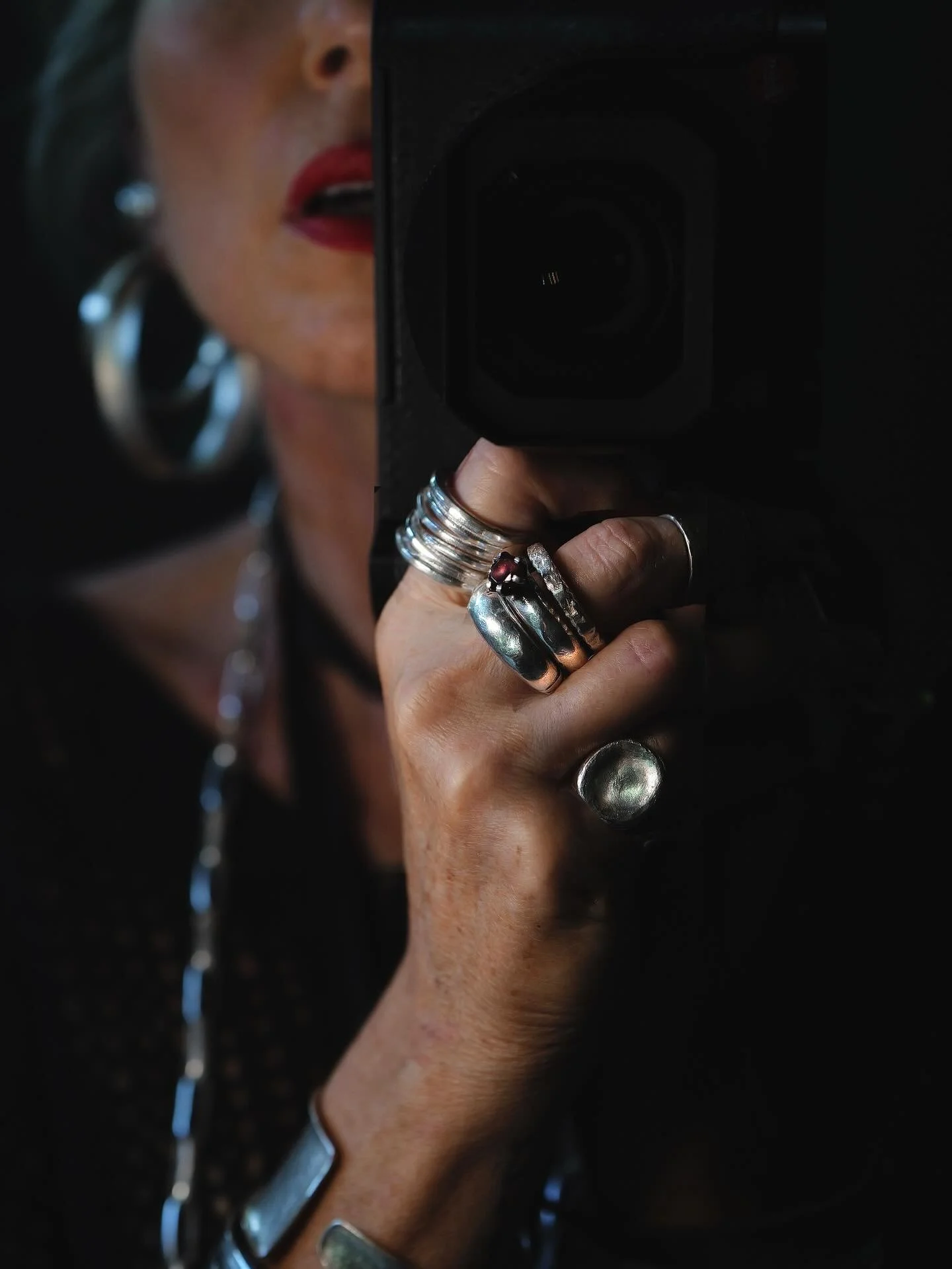 The Soul Who Trusts the Unknown pulls Miracles from Thin Air ~ See you soon @bigdesignmarket market in Melbourne ~ Contact me direct for any pre-orders. Bx

#ewajewelry #raw #real #sterlingsilverstatementjewellery #melbournestyle